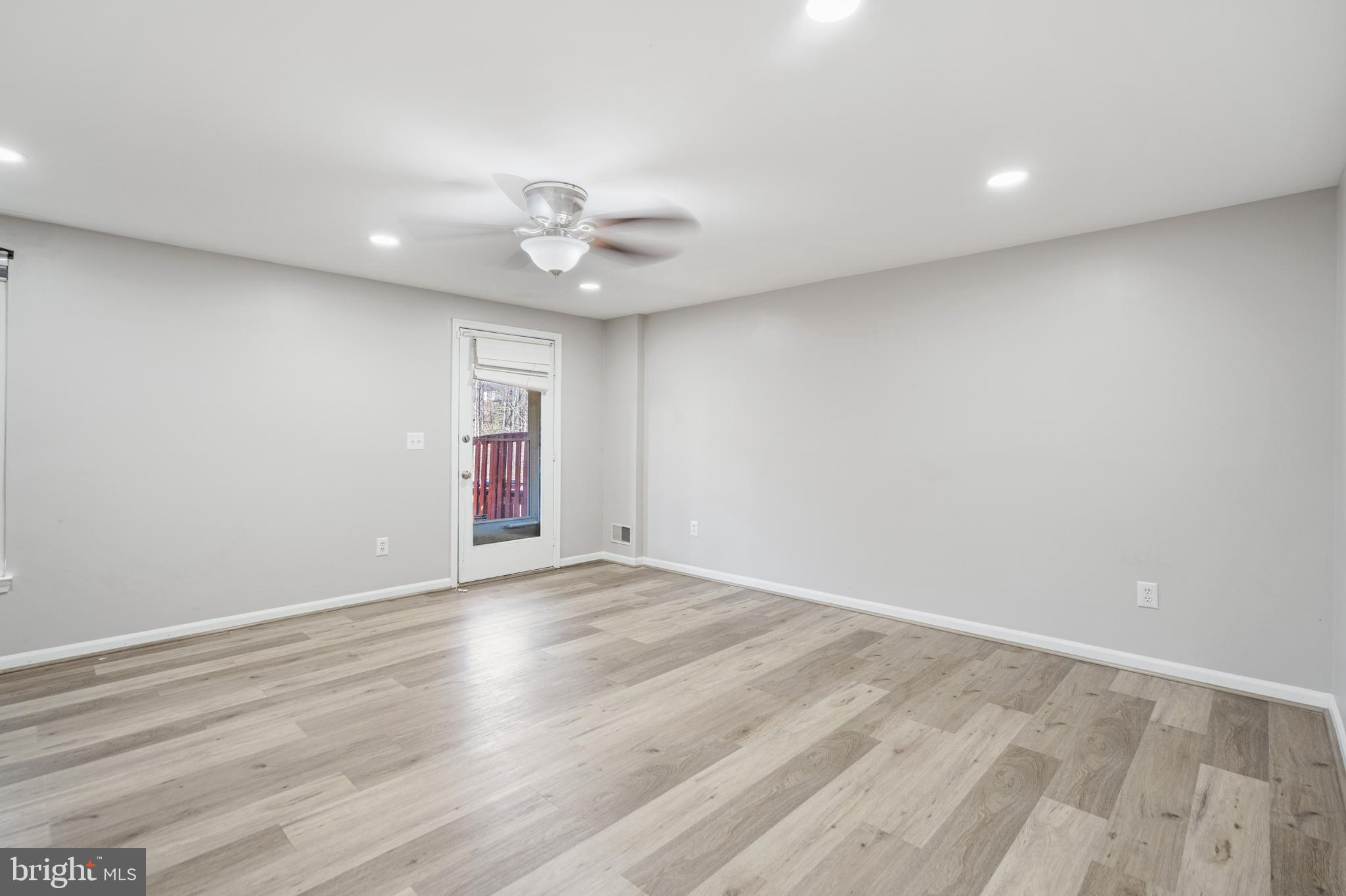 PRINCETON WOODS - Residential Lease