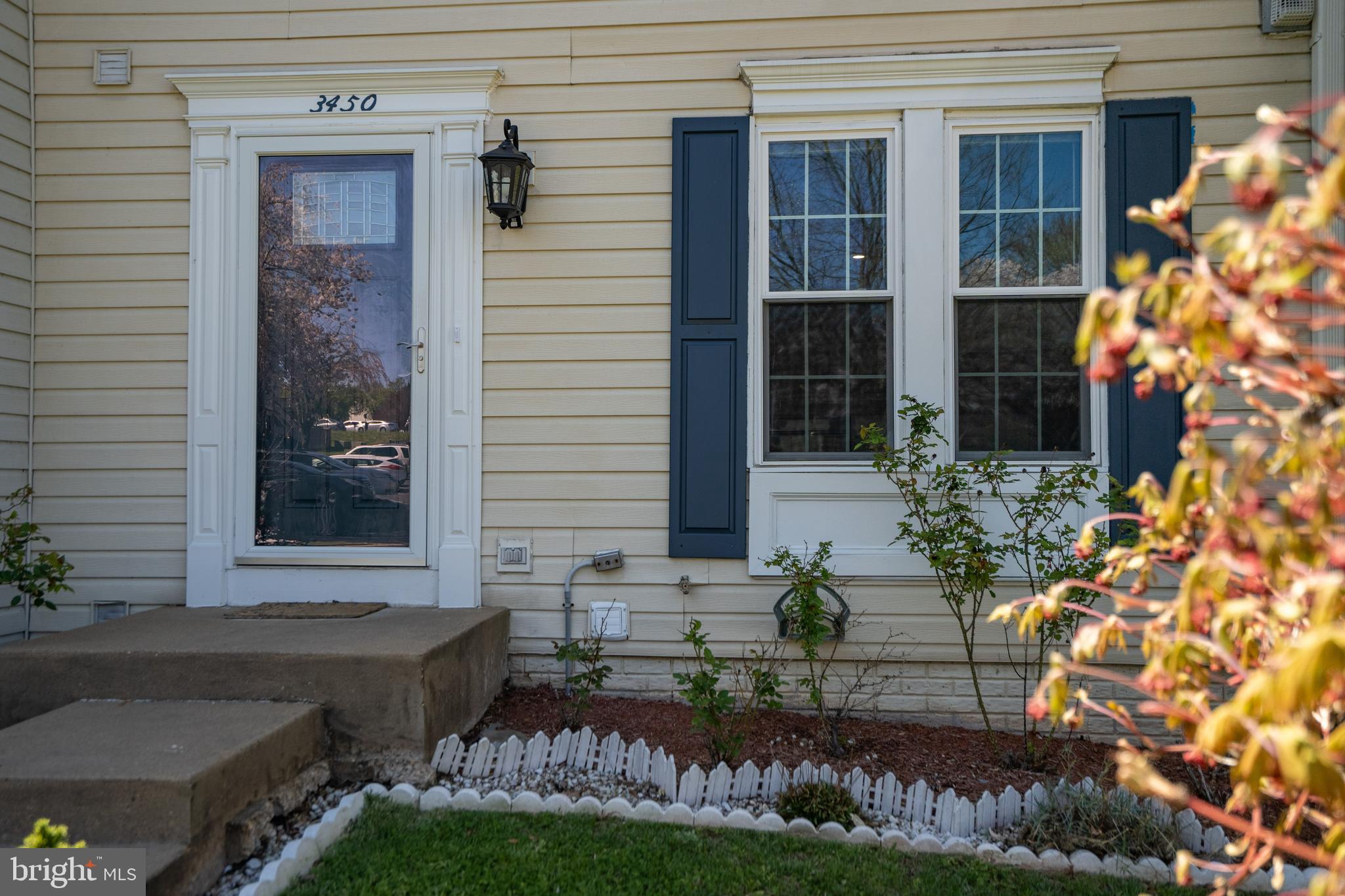 PRINCETON WOODS - Residential Lease