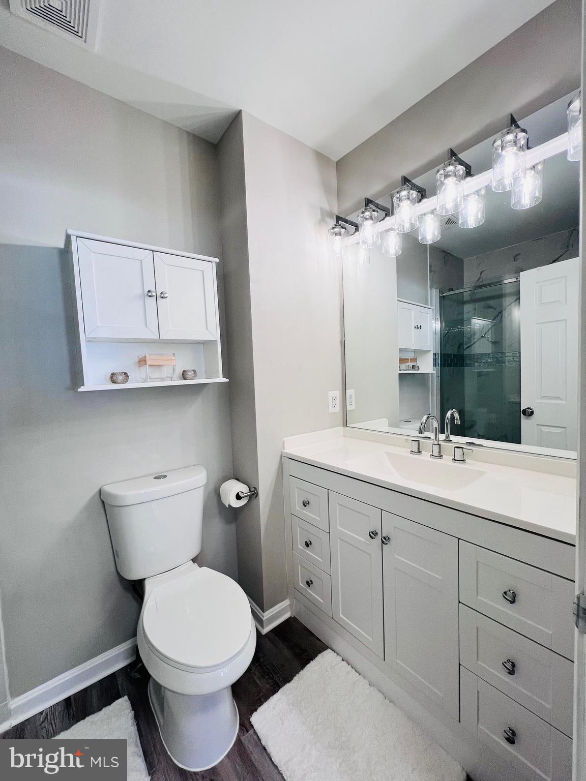 POTOMAC LAKES - Residential Lease