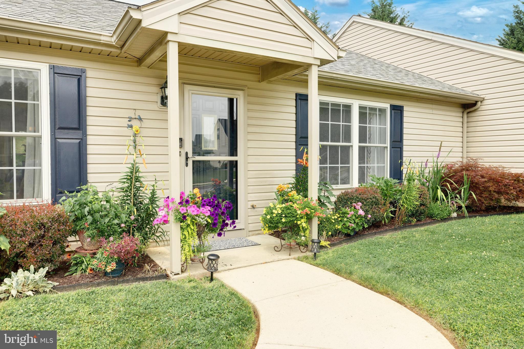 DEW DROP MEADOWS - Residential