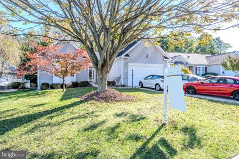 Photo of 16227 Rising Fawn Terrace, DUMFRIES, VA 22025 (MLS # VAPW2131138)