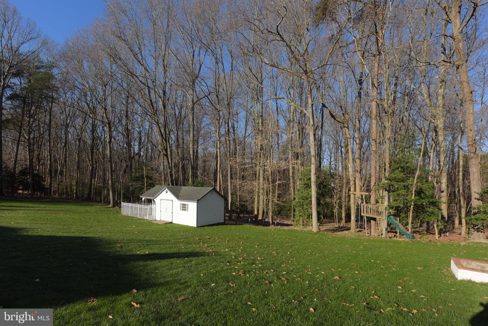 LOCUST GROVE ESTATES - Residential