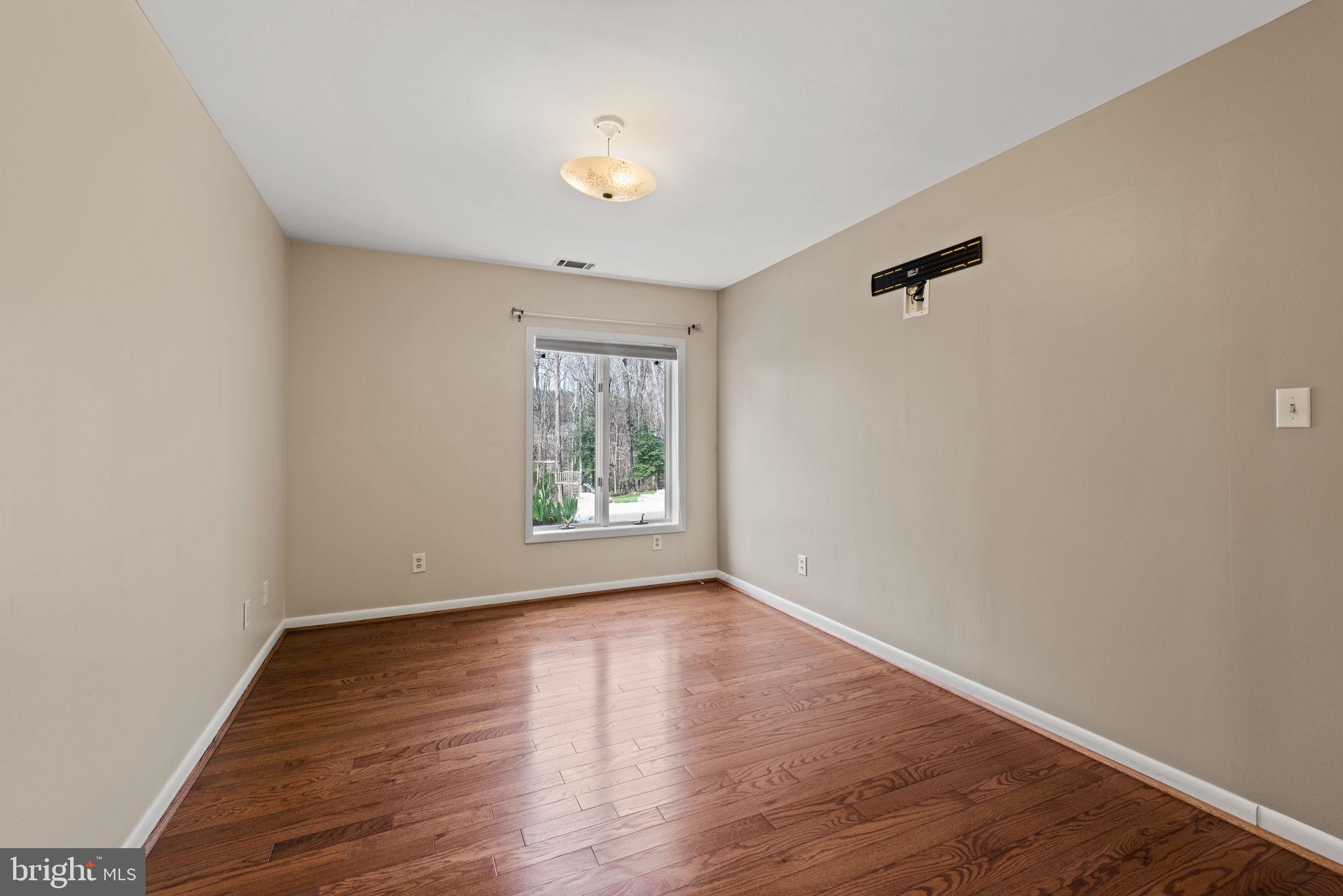 LOCUST GROVE ESTATES - Residential