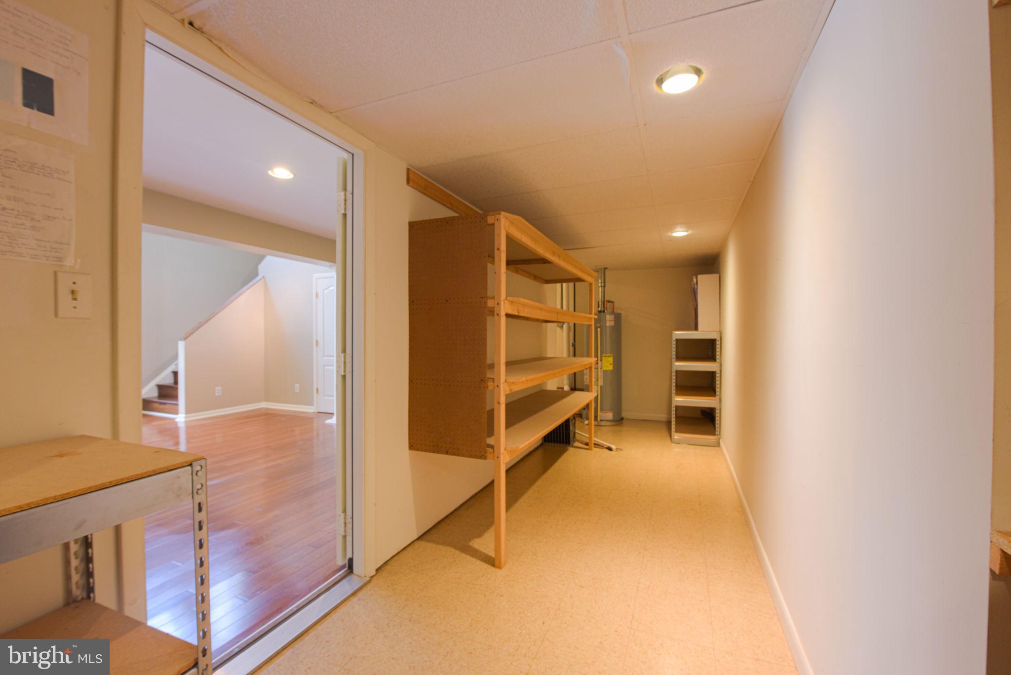 LOCUST GROVE ESTATES - Residential