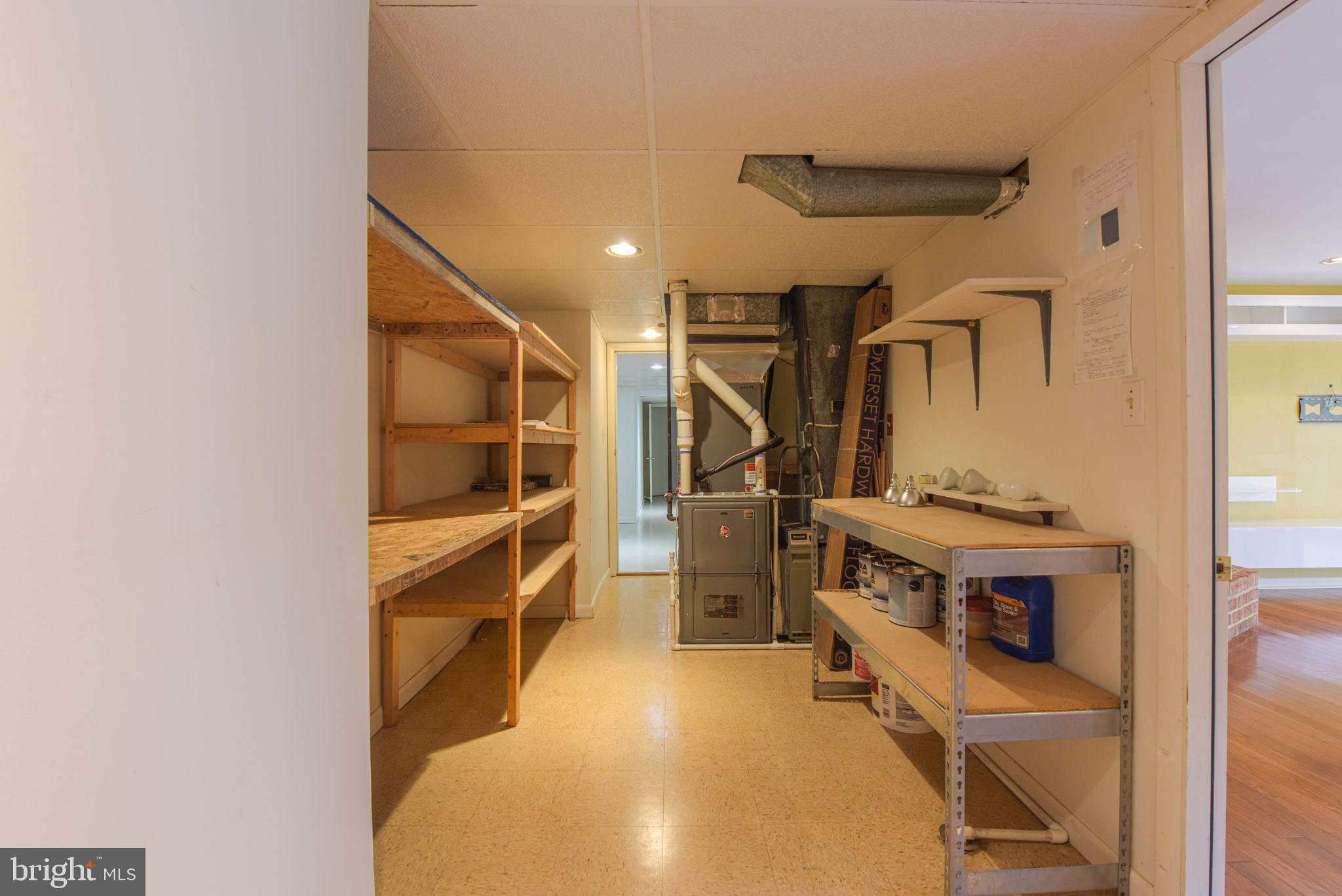 LOCUST GROVE ESTATES - Residential