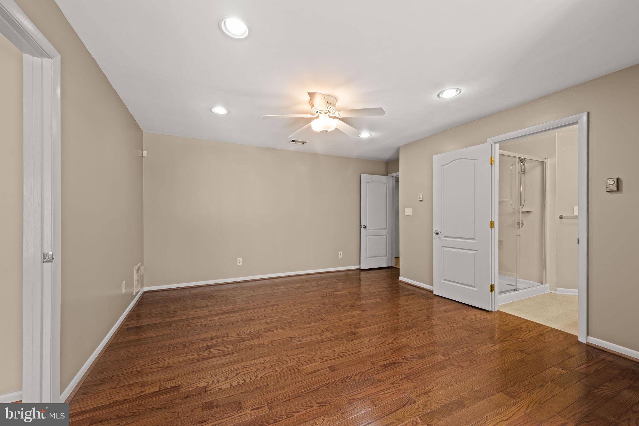 LOCUST GROVE ESTATES - Residential