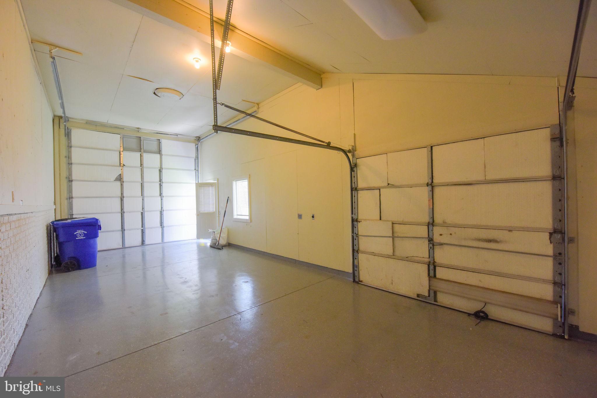 LOCUST GROVE ESTATES - Residential