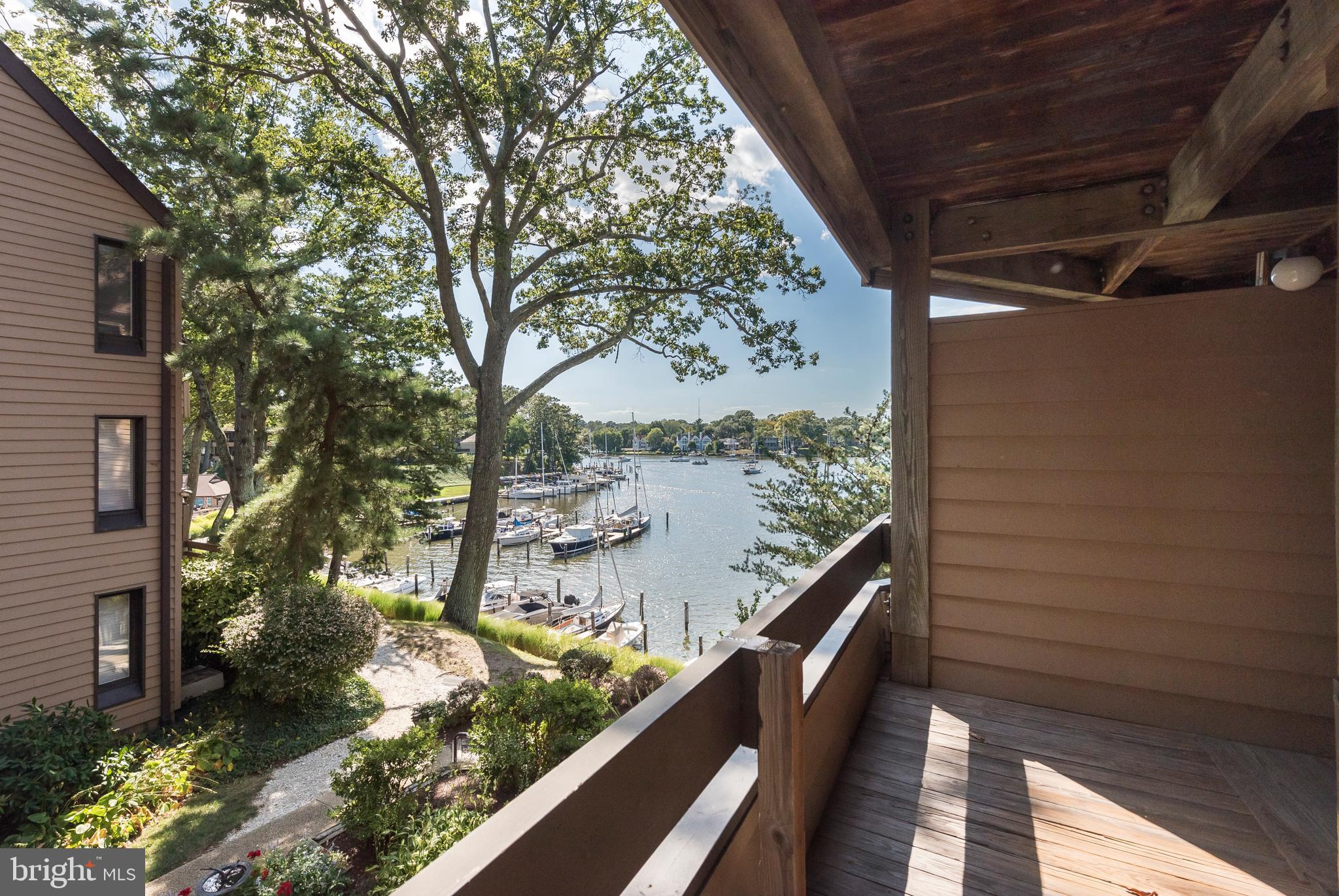 THE POINT CONDO - Residential