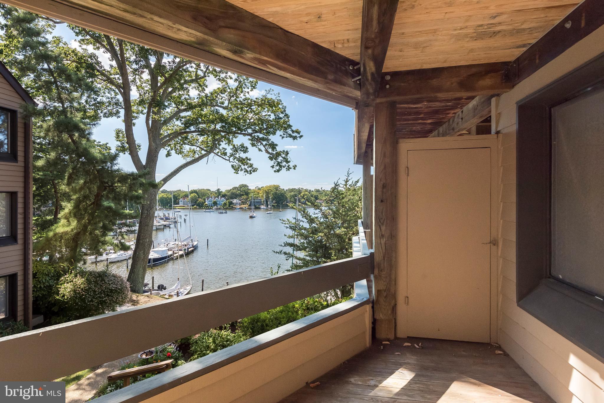 THE POINT CONDO - Residential