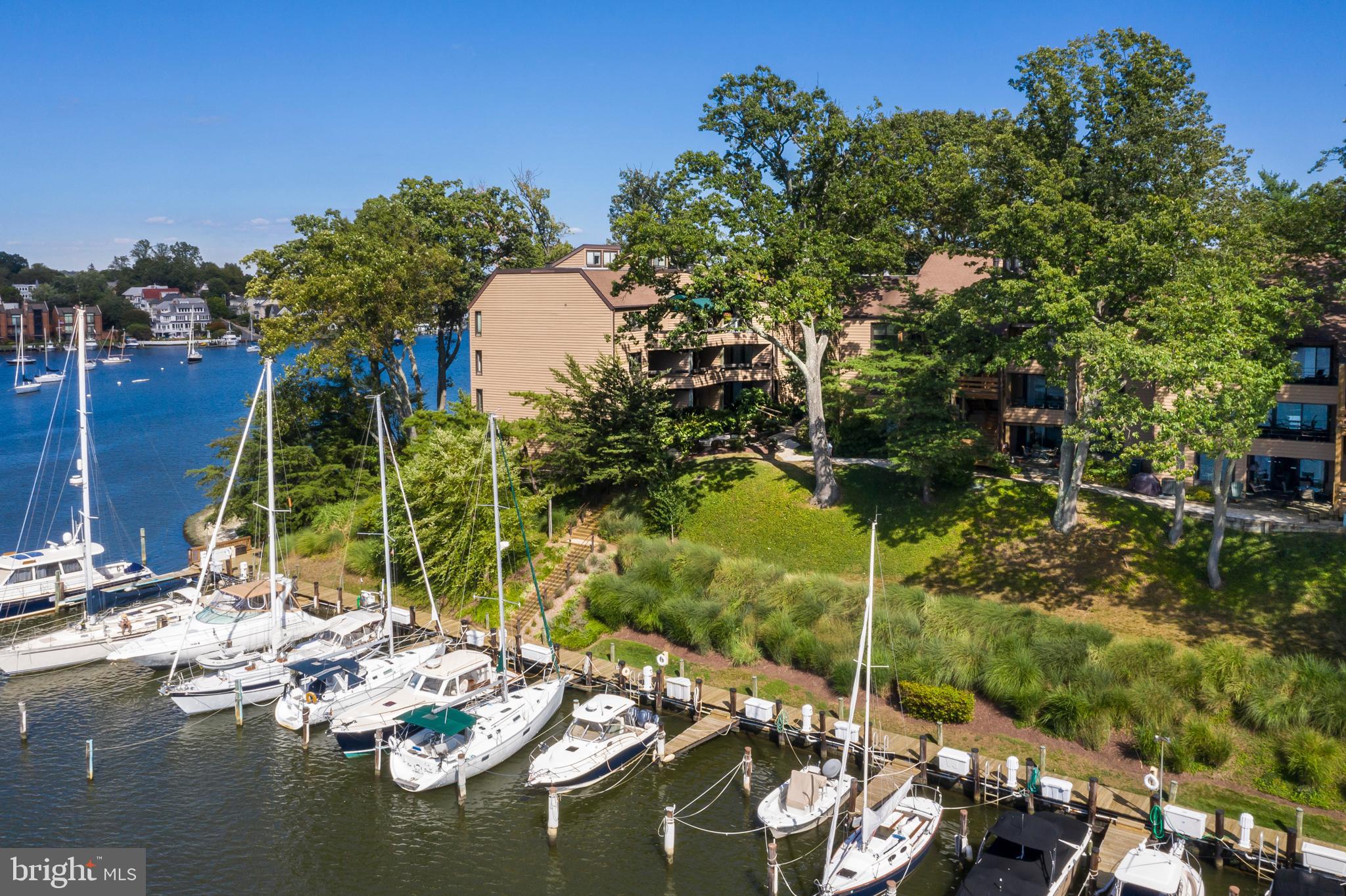 THE POINT CONDO - Residential