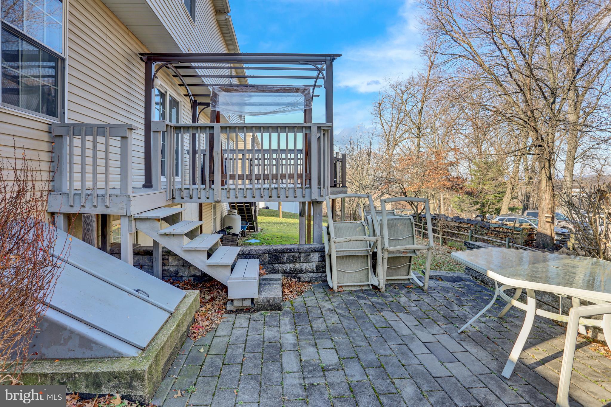 TEMPLE TERRACE - Residential