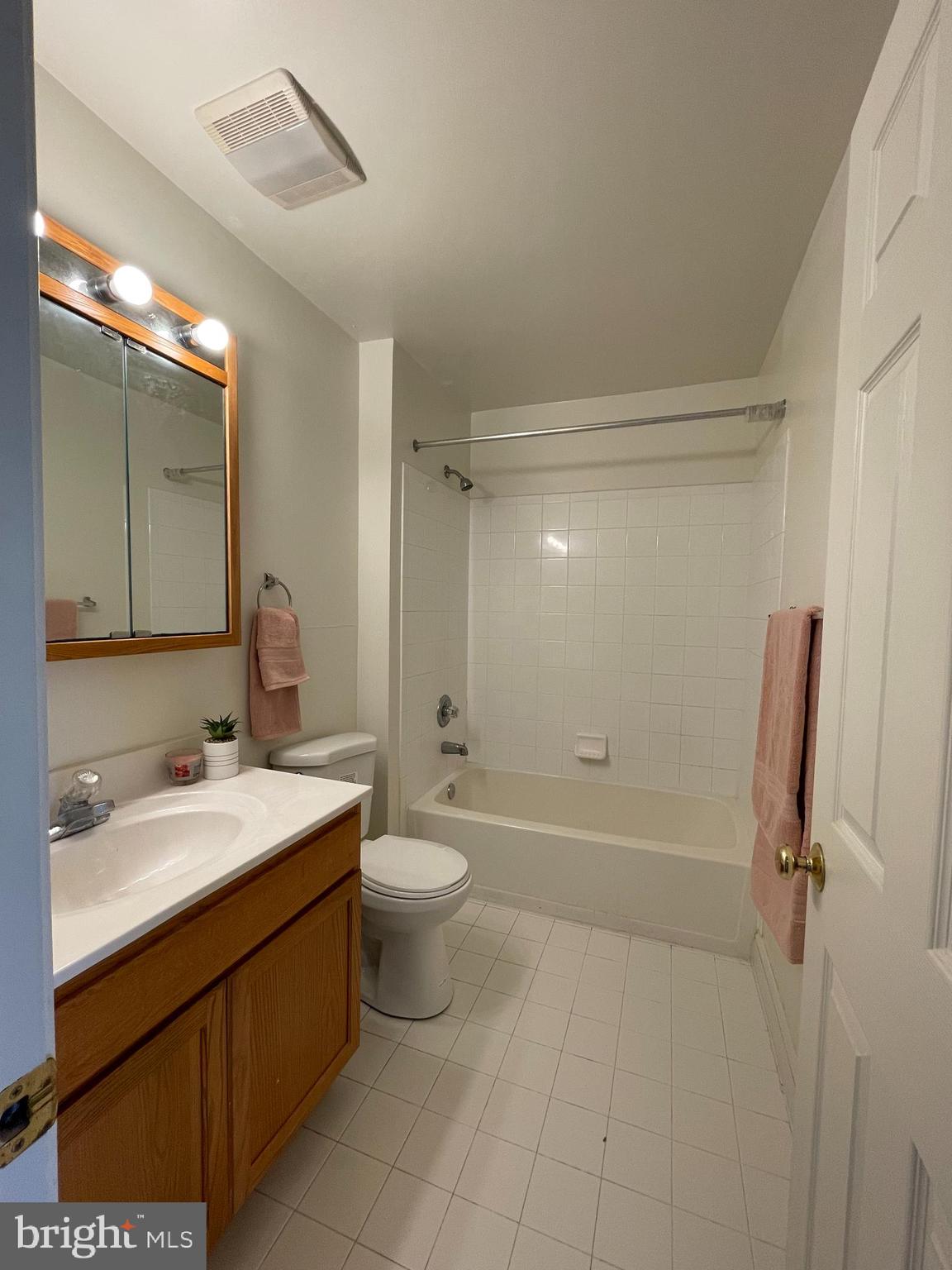 HAMPDEN HISTORIC DISTRICT - Residential