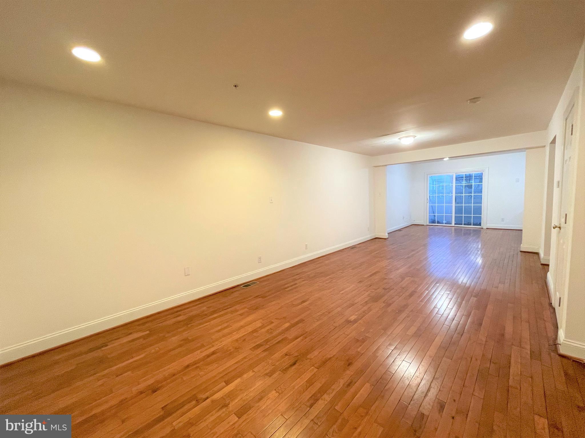 HAMPDEN HISTORIC DISTRICT - Residential