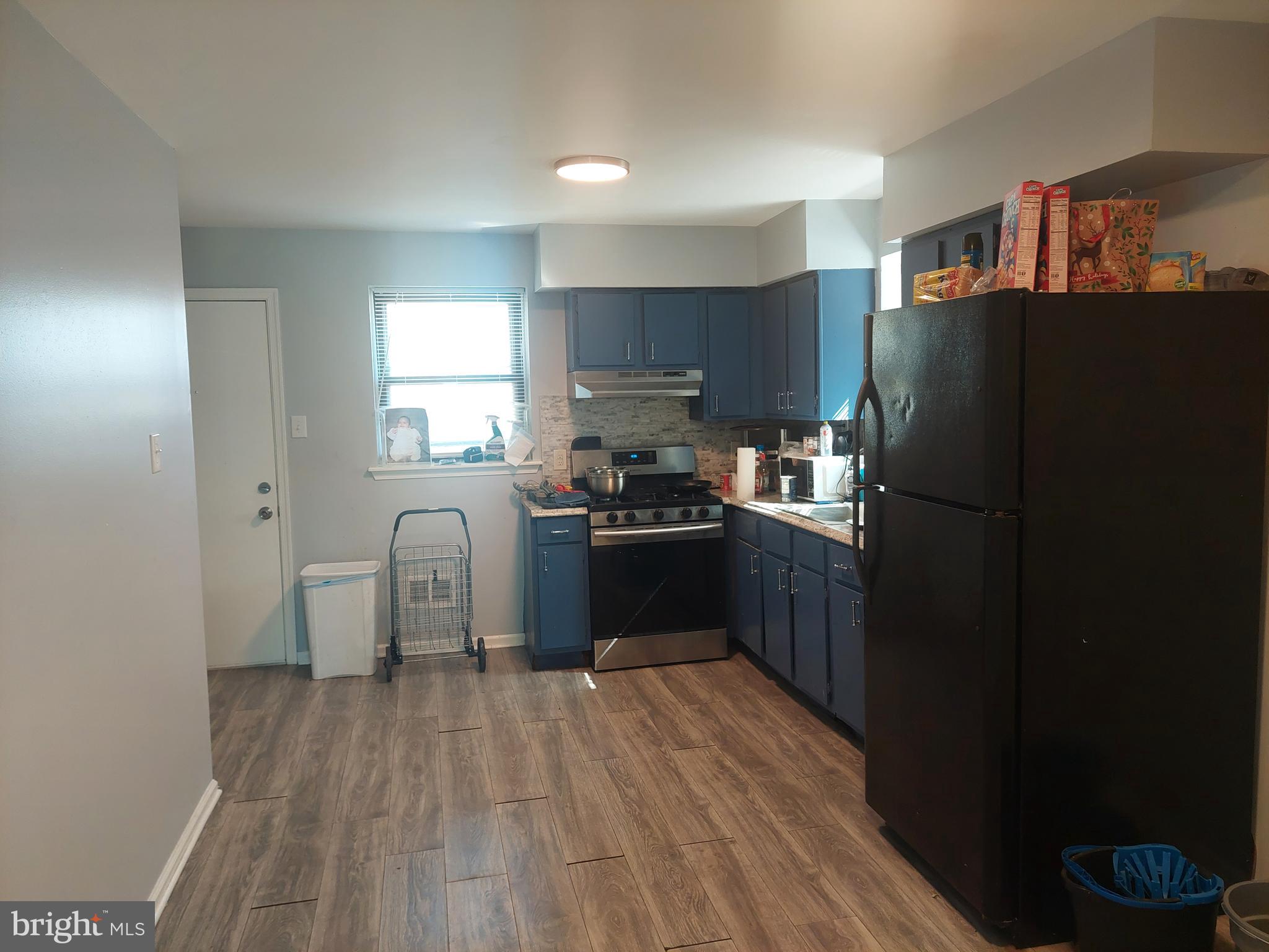 STRAWBERRY MANSION - Residential