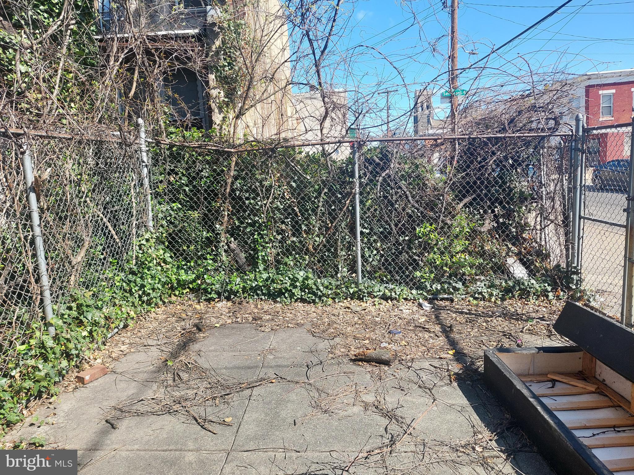 STRAWBERRY MANSION - Residential