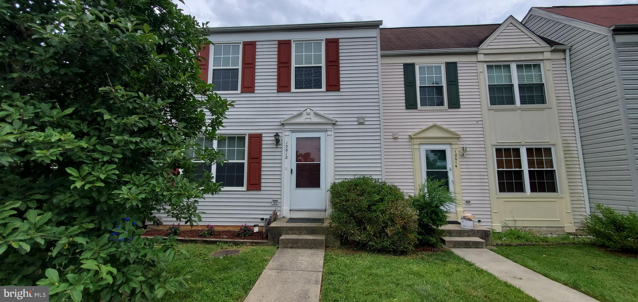 Beautiful End-Unit Townhome in STONEBRIDGE community. 3 bedrooms, 2 full baths, and 1 half-bath. Granite countertops in the kitchen, renovated bathrooms. The community has several amenities, like a Tot lot and an outdoor pool. Close to the highway, Crown shopping center, RIO, and Trader Joe's. Wootton High School District. Close to public transportation and the hospital. Must See !!