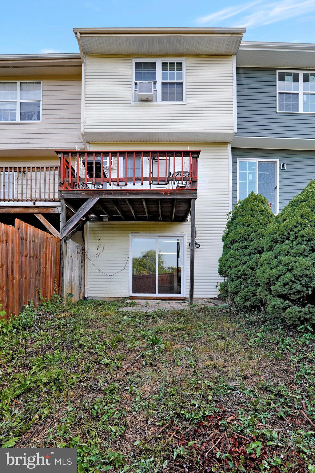 WILLOWBROOK - Residential