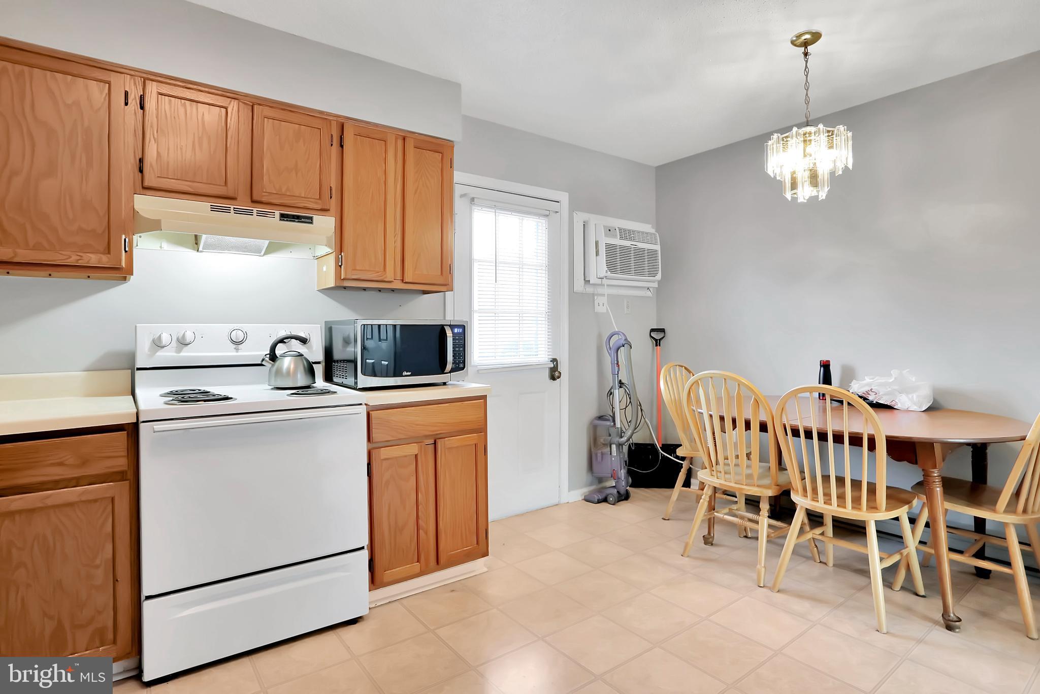 WILLOWBROOK - Residential