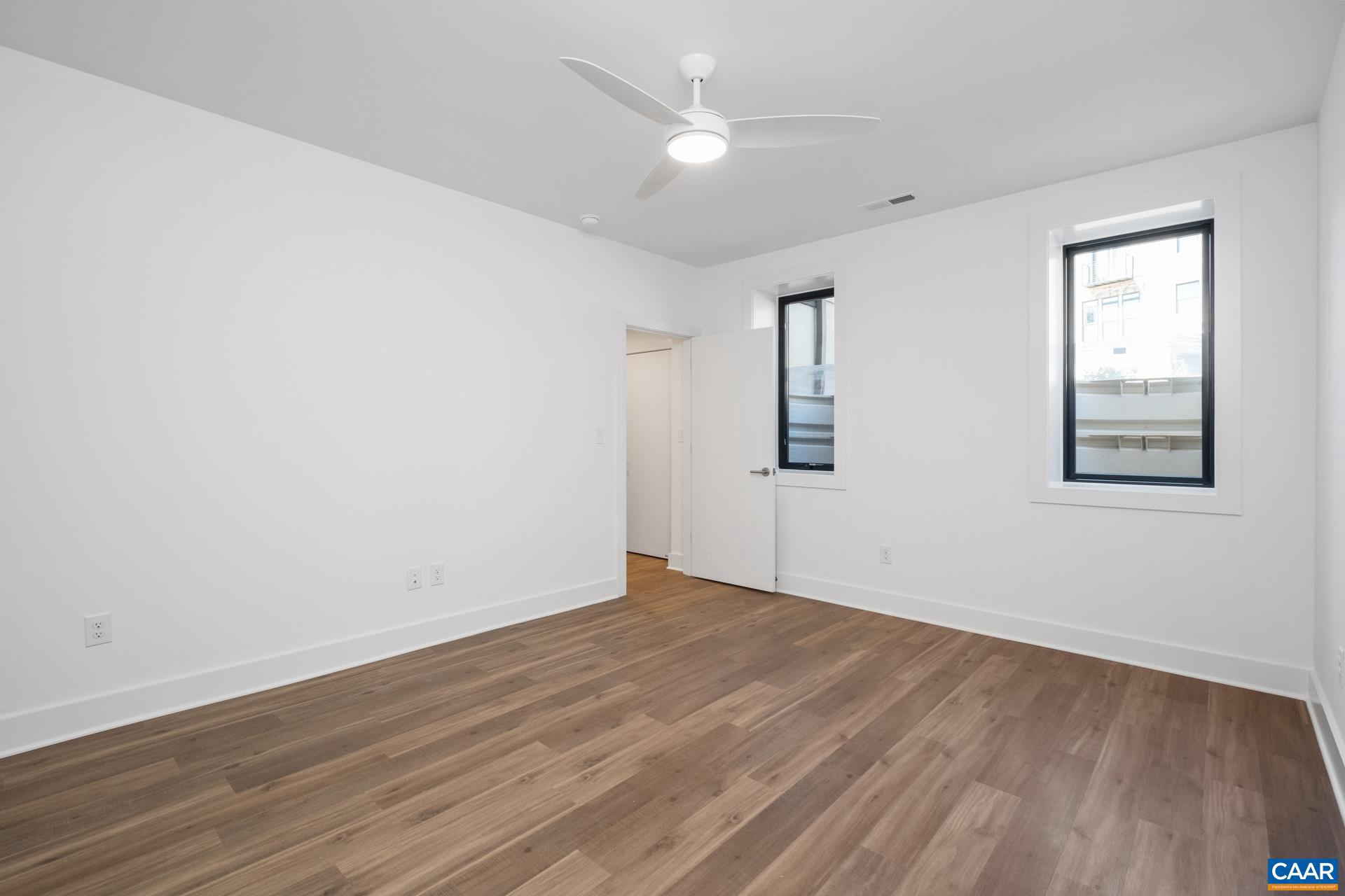 LOCHLYN HILL - Residential