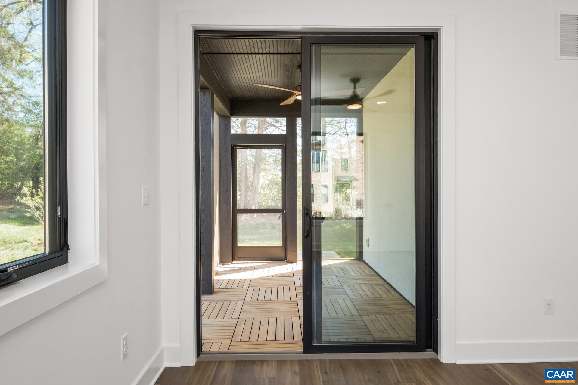 LOCHLYN HILL - Residential