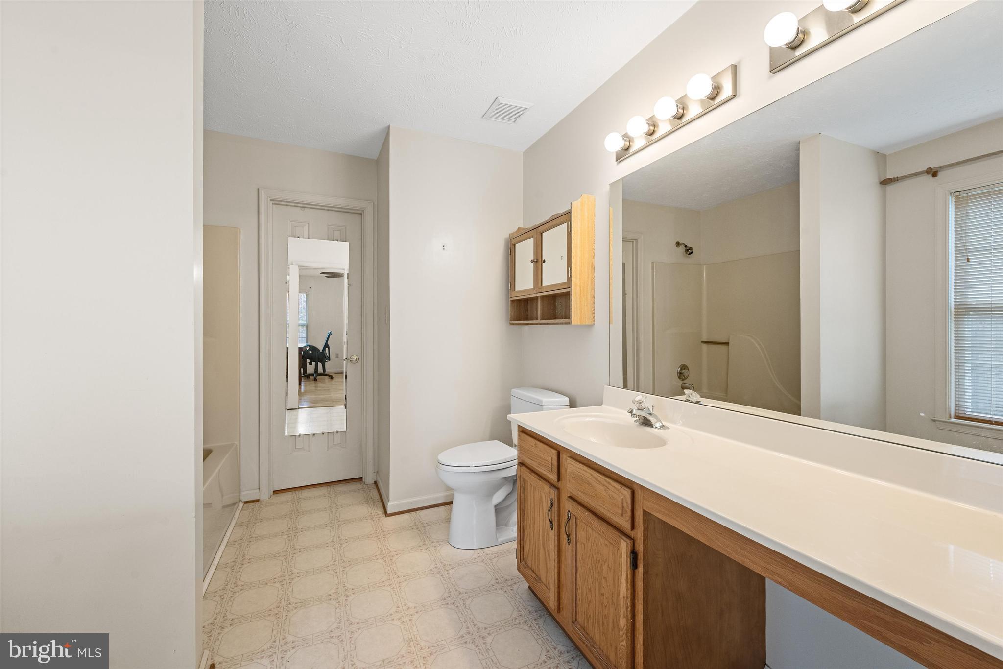 JEFFERSON VILLAGE - Residential