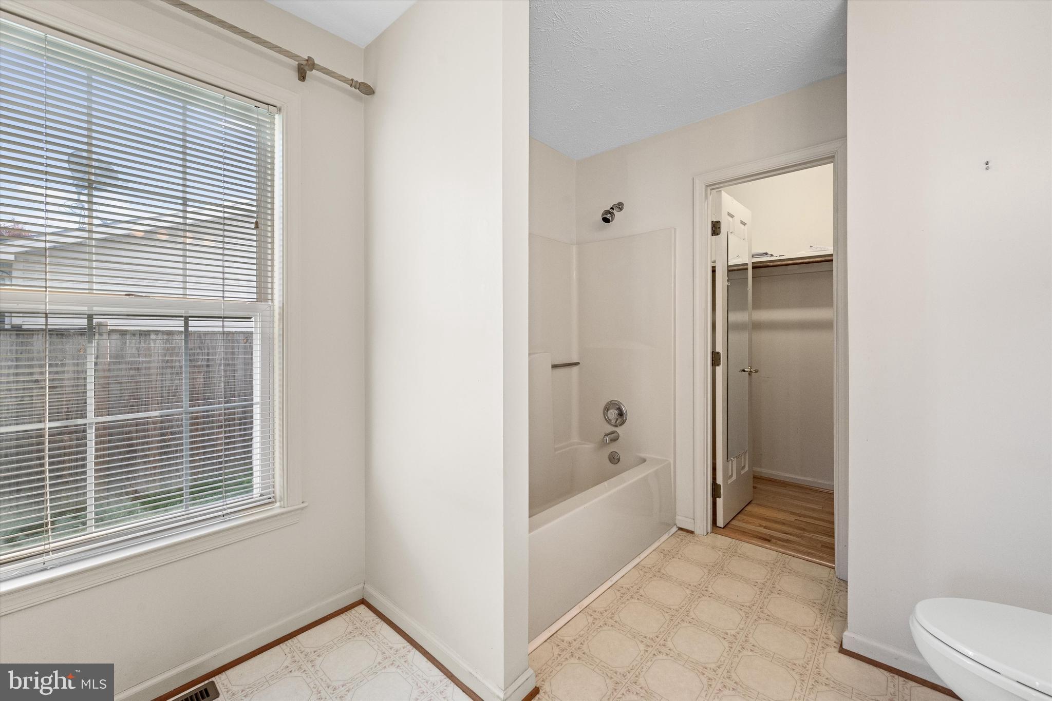 JEFFERSON VILLAGE - Residential