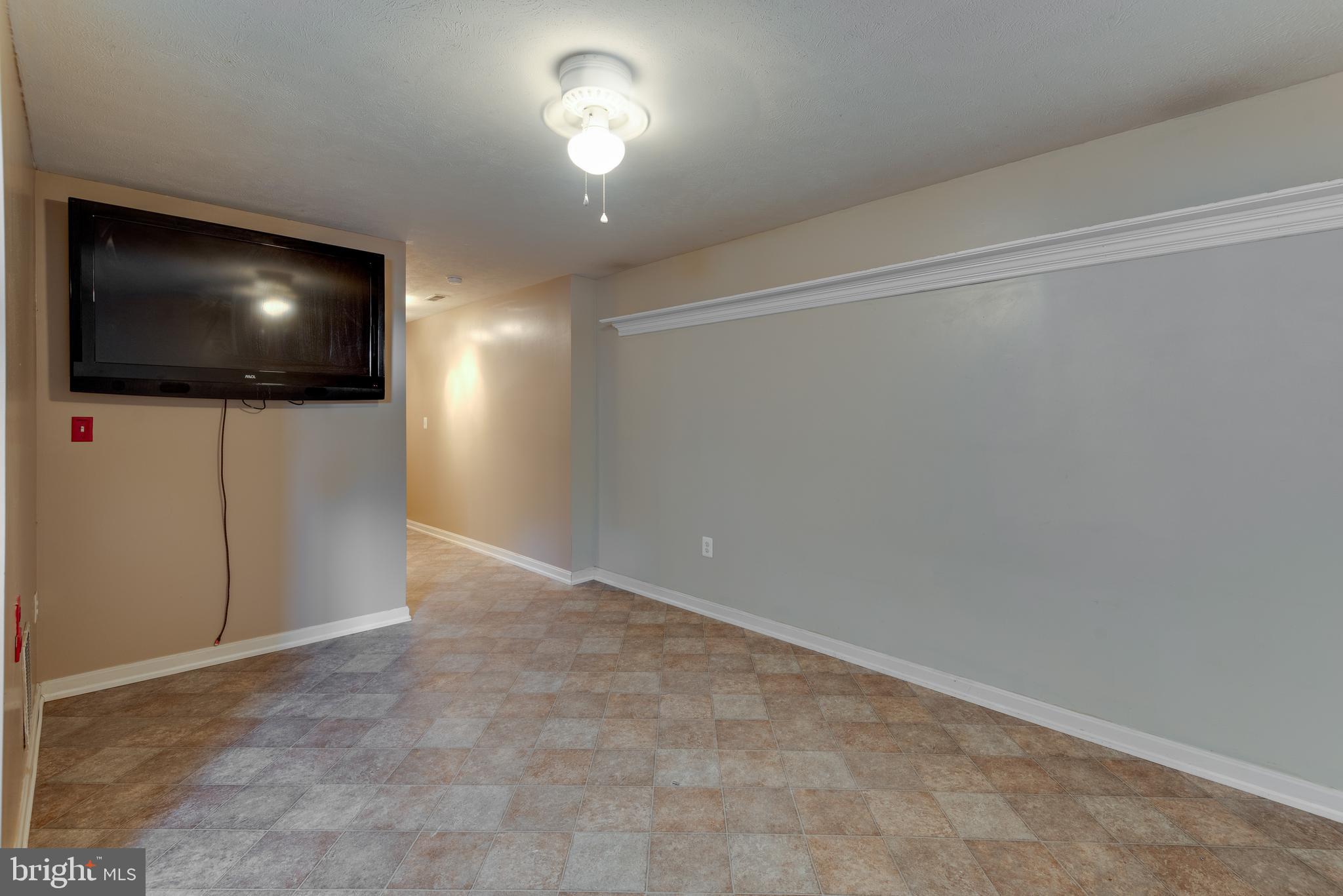 GREENBRIER - Residential