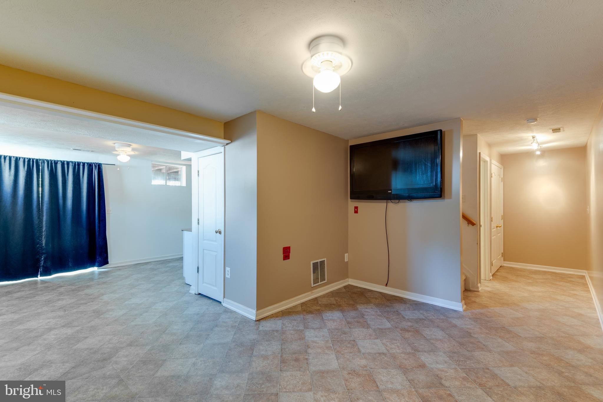 GREENBRIER - Residential