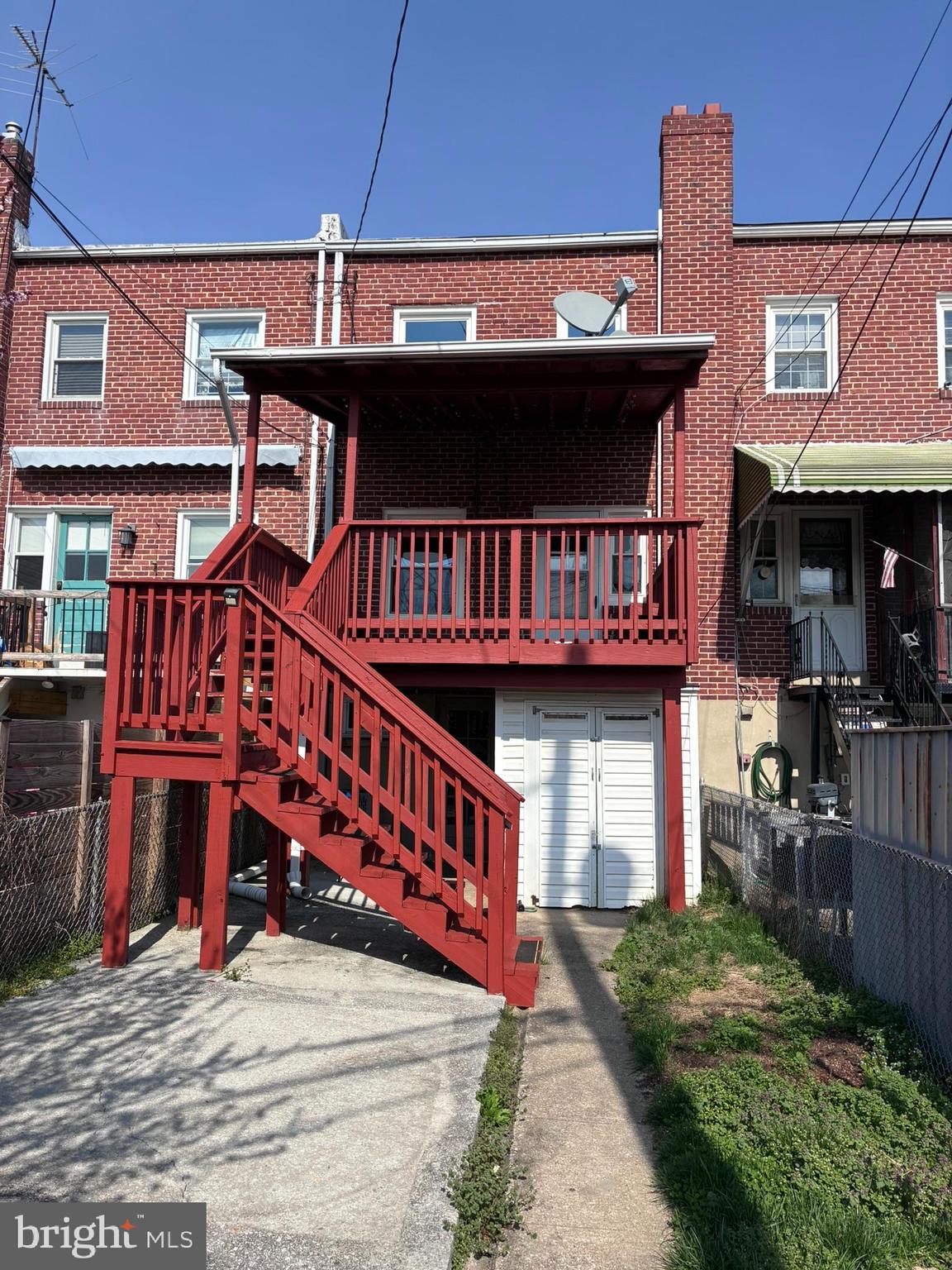 MEDFIELD - Residential