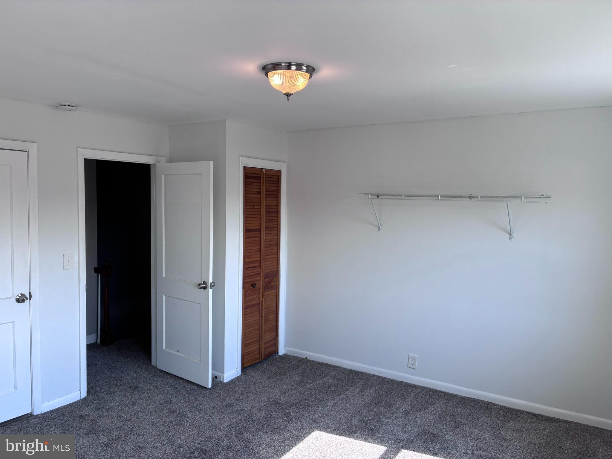 MEDFIELD - Residential