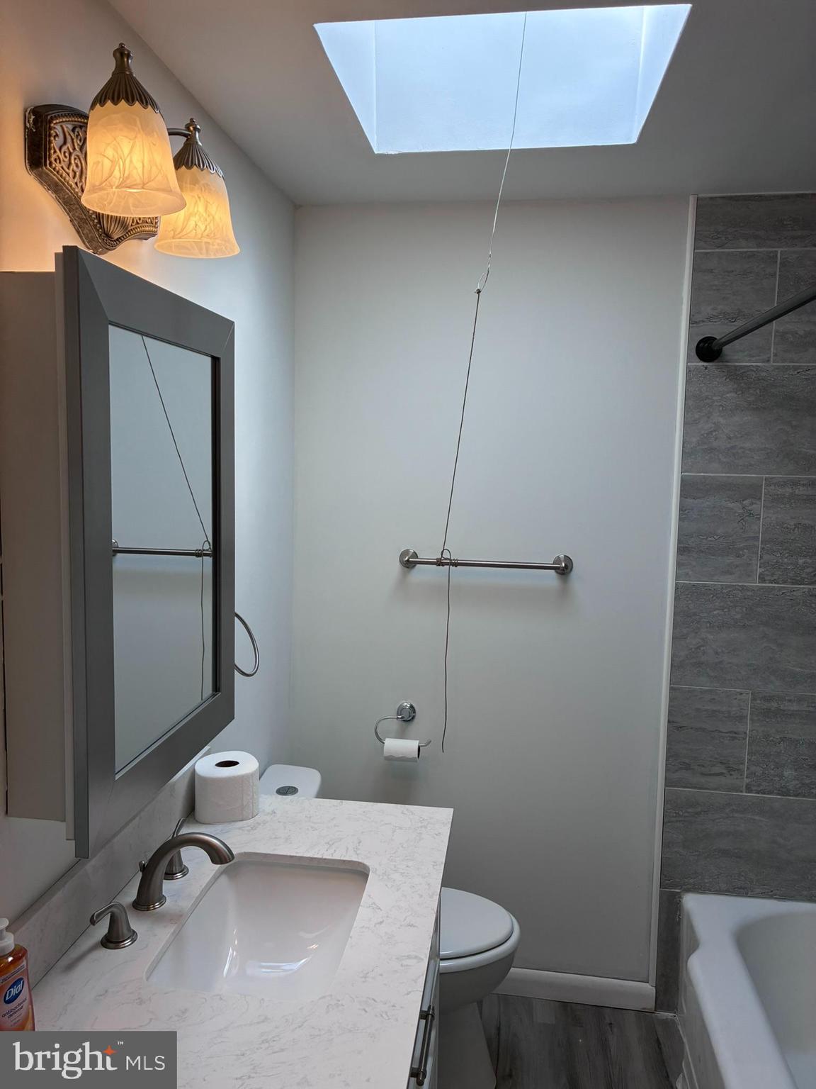 MEDFIELD - Residential