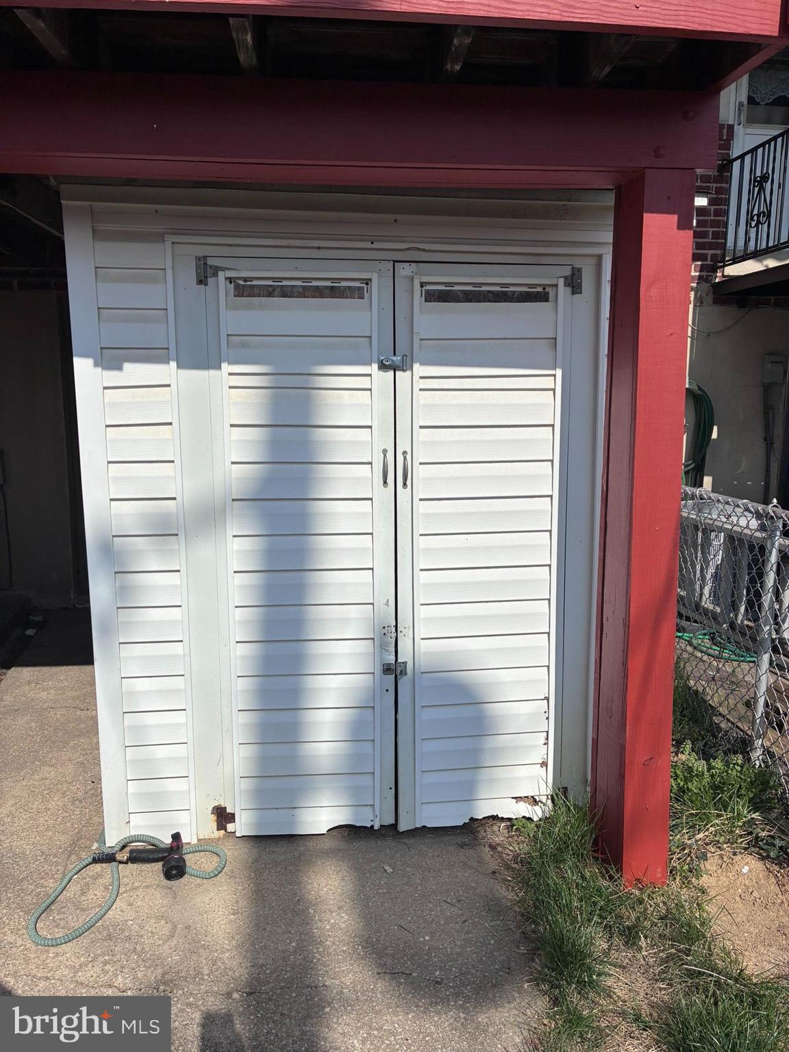 MEDFIELD - Residential