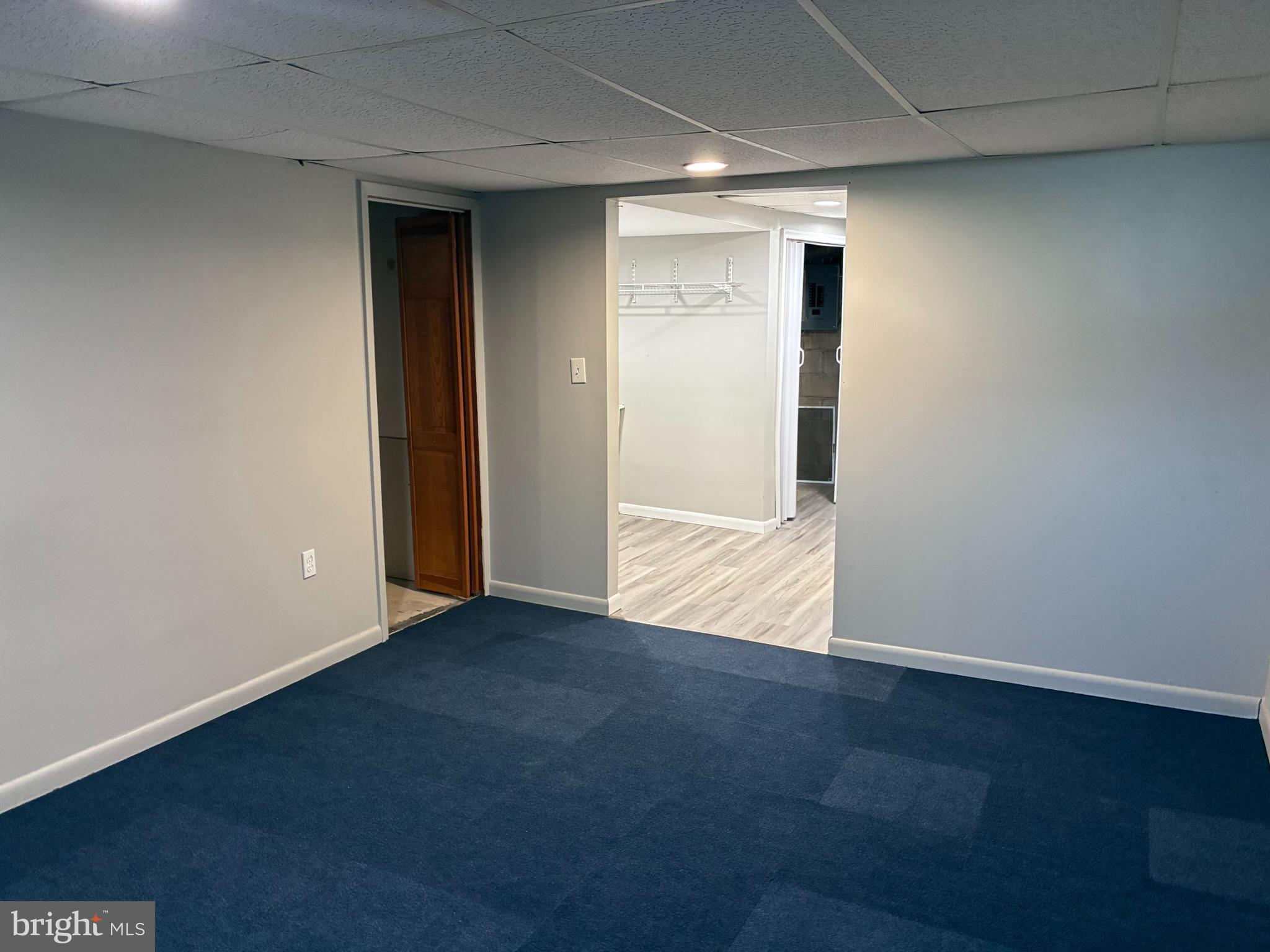 MEDFIELD - Residential