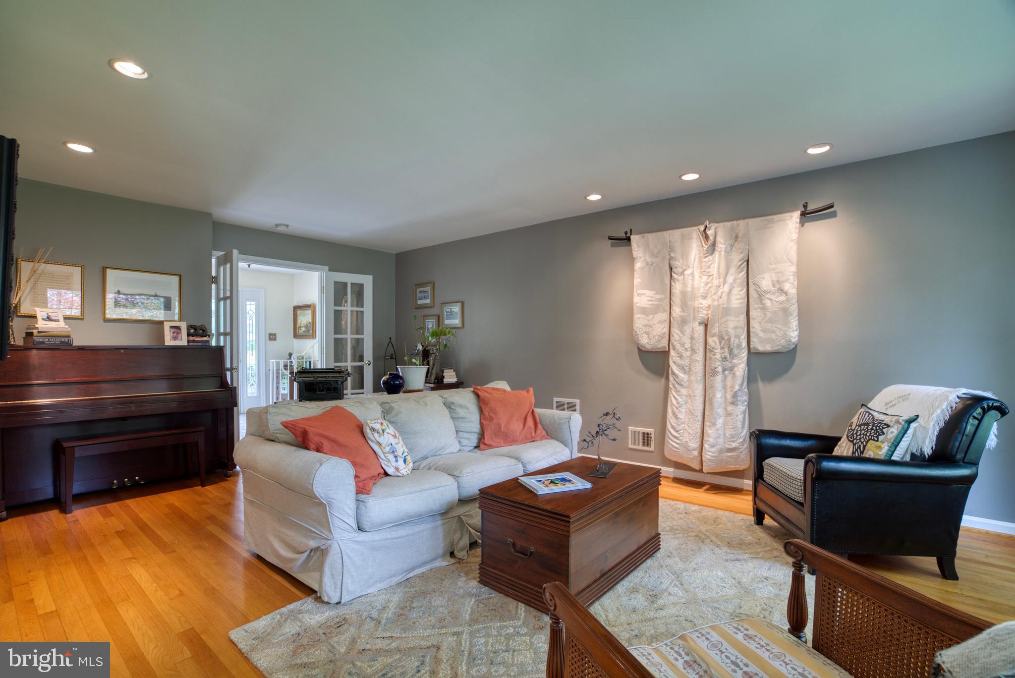 CLARKES LANDING - Residential Lease