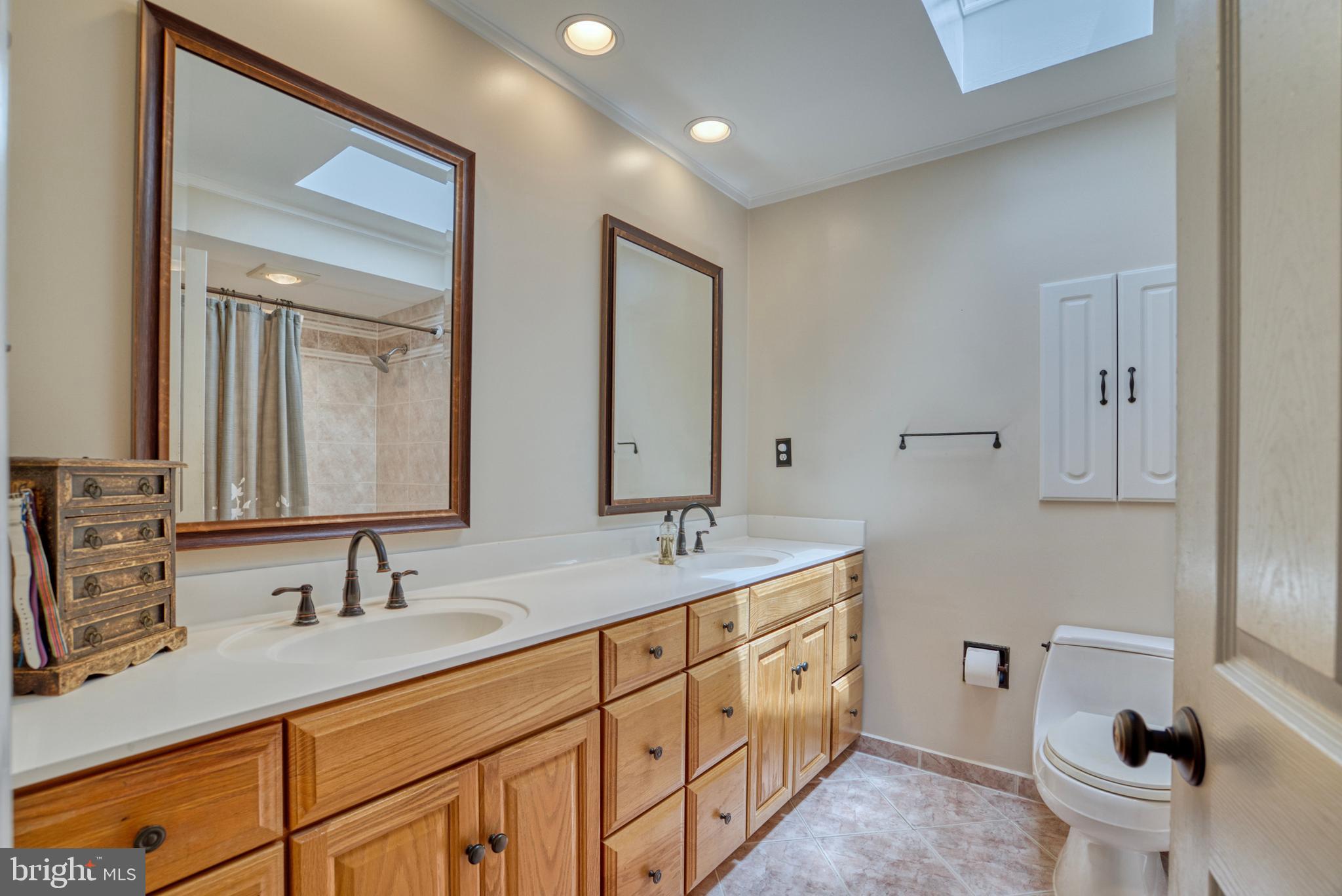 CLARKES LANDING - Residential Lease