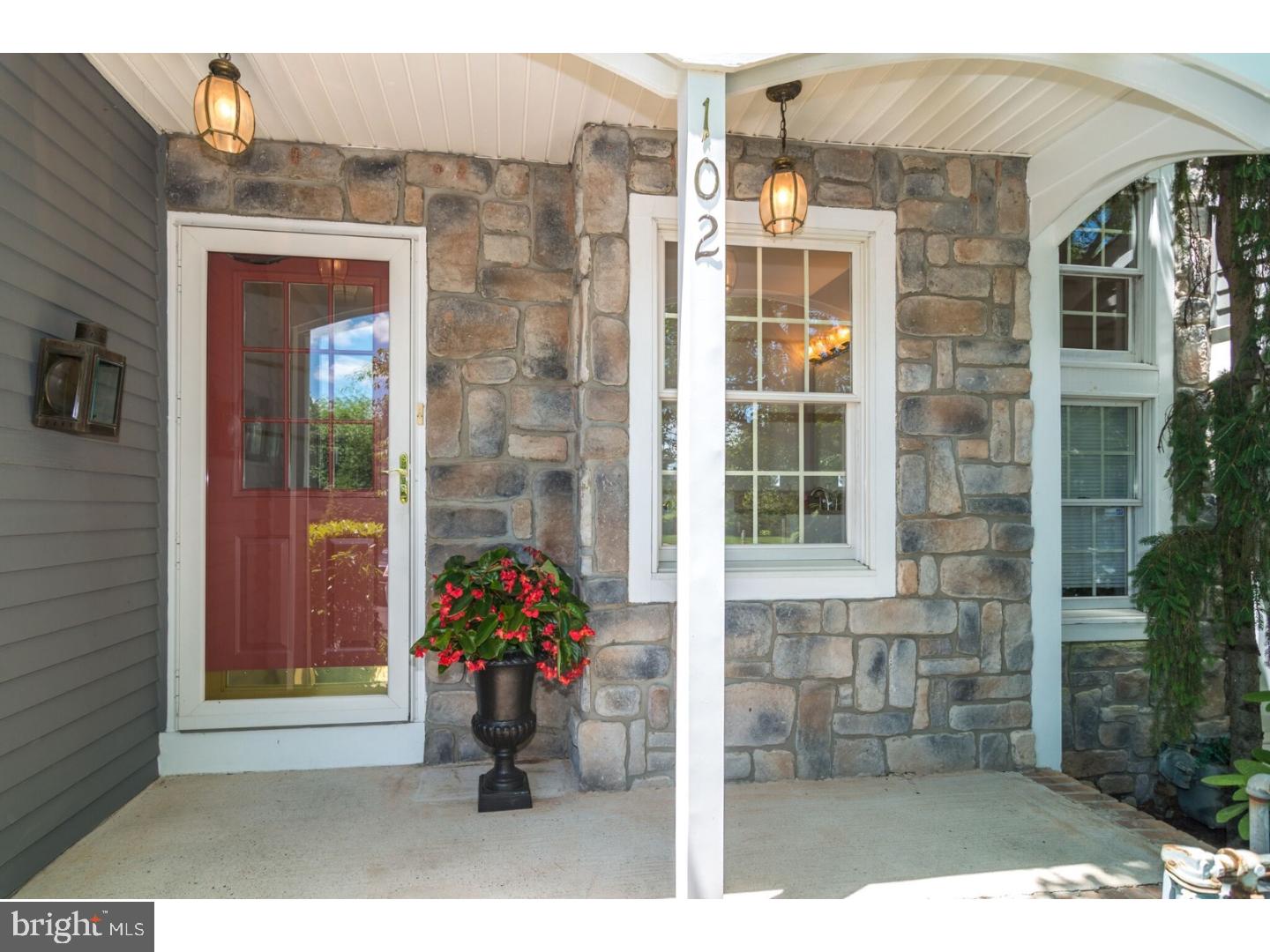 FIELDSTONE - Residential