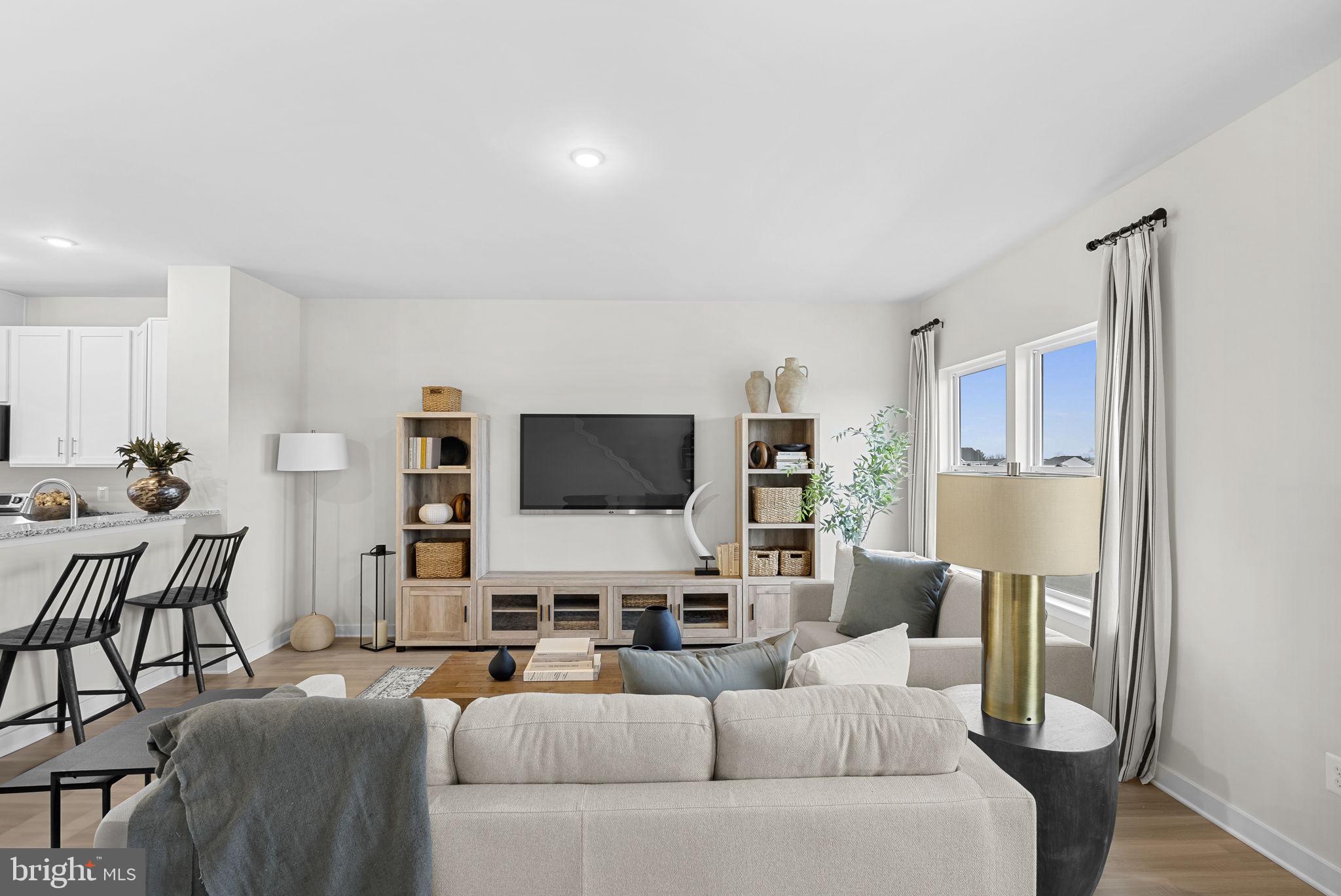 HUNTWELL WEST - Residential