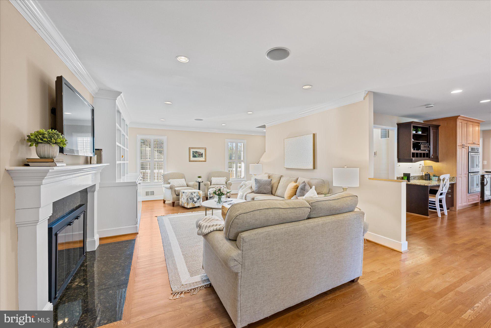 GLEN HILLS - Residential