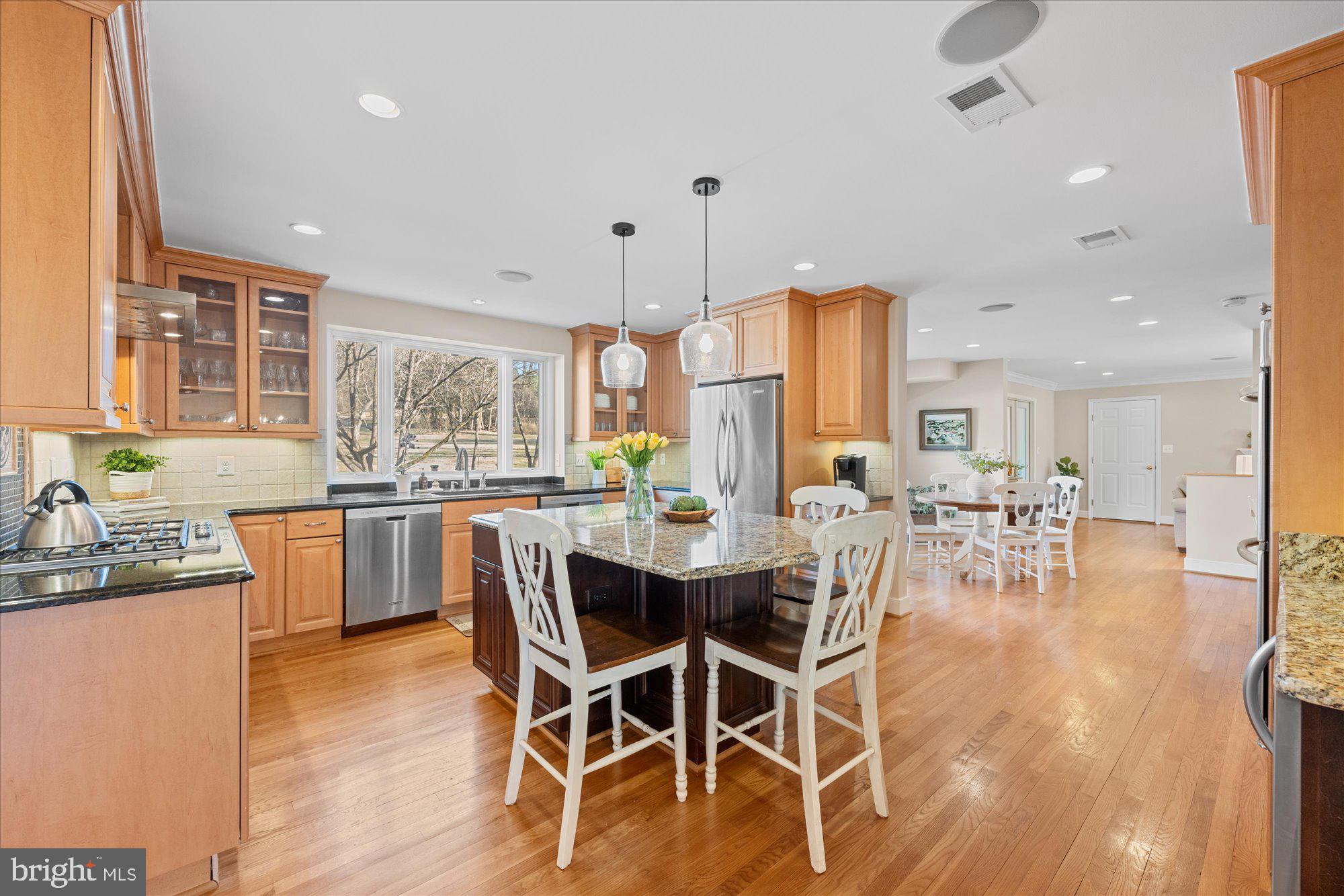 GLEN HILLS - Residential