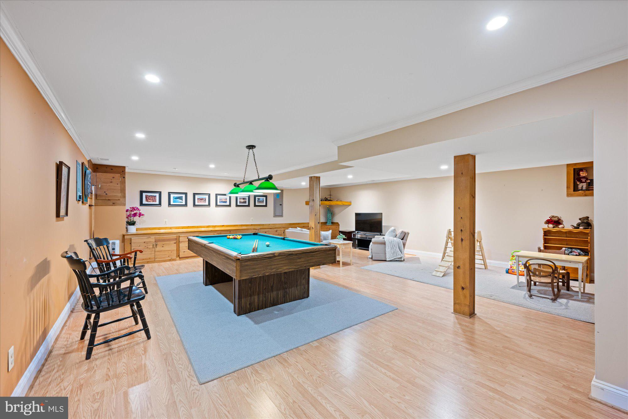 GLEN HILLS - Residential