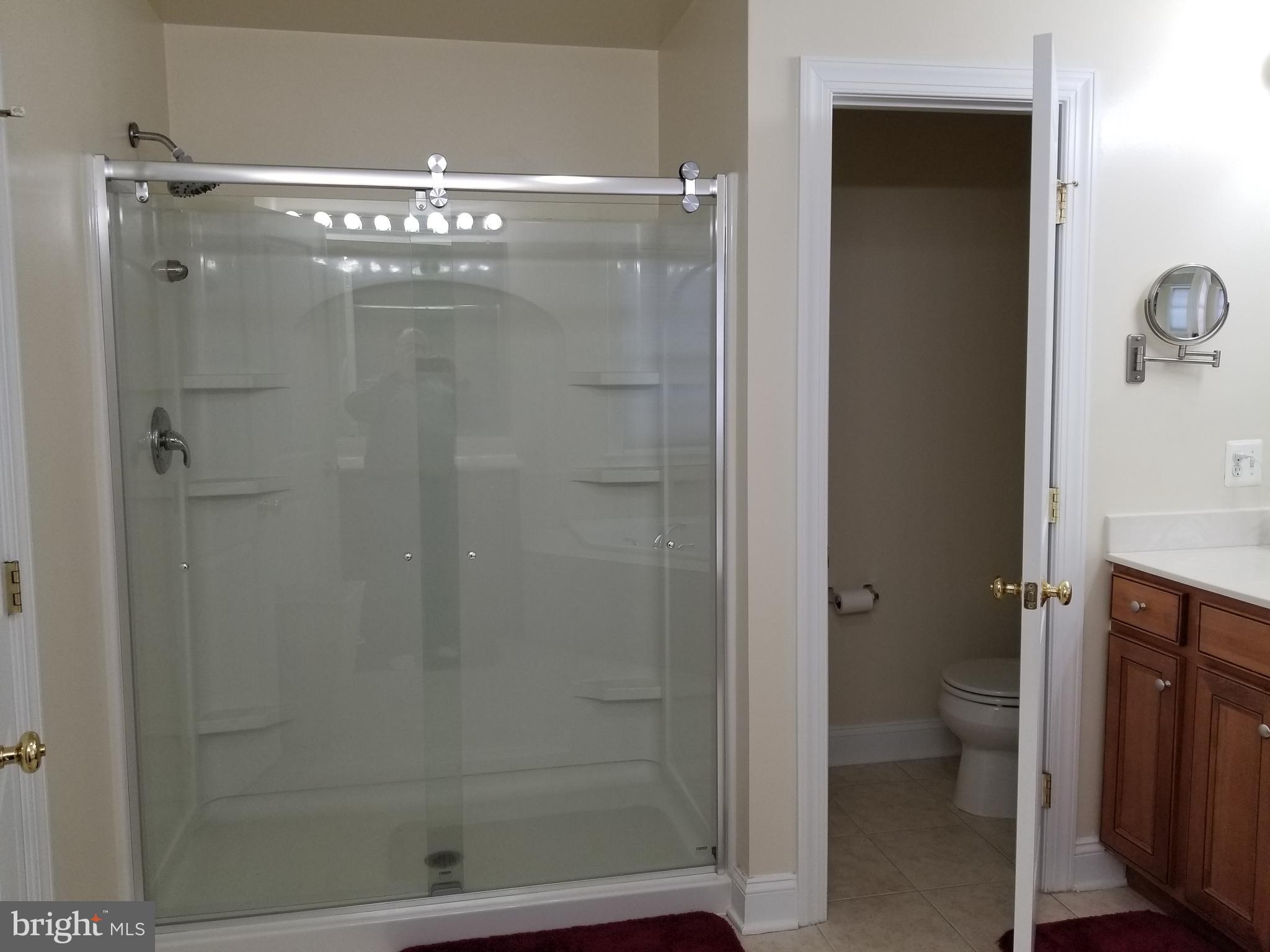 SHADY BROOK - Residential