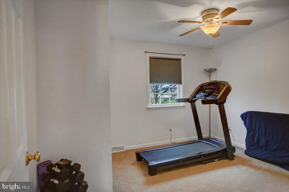 HAMPTON HILLS - Residential