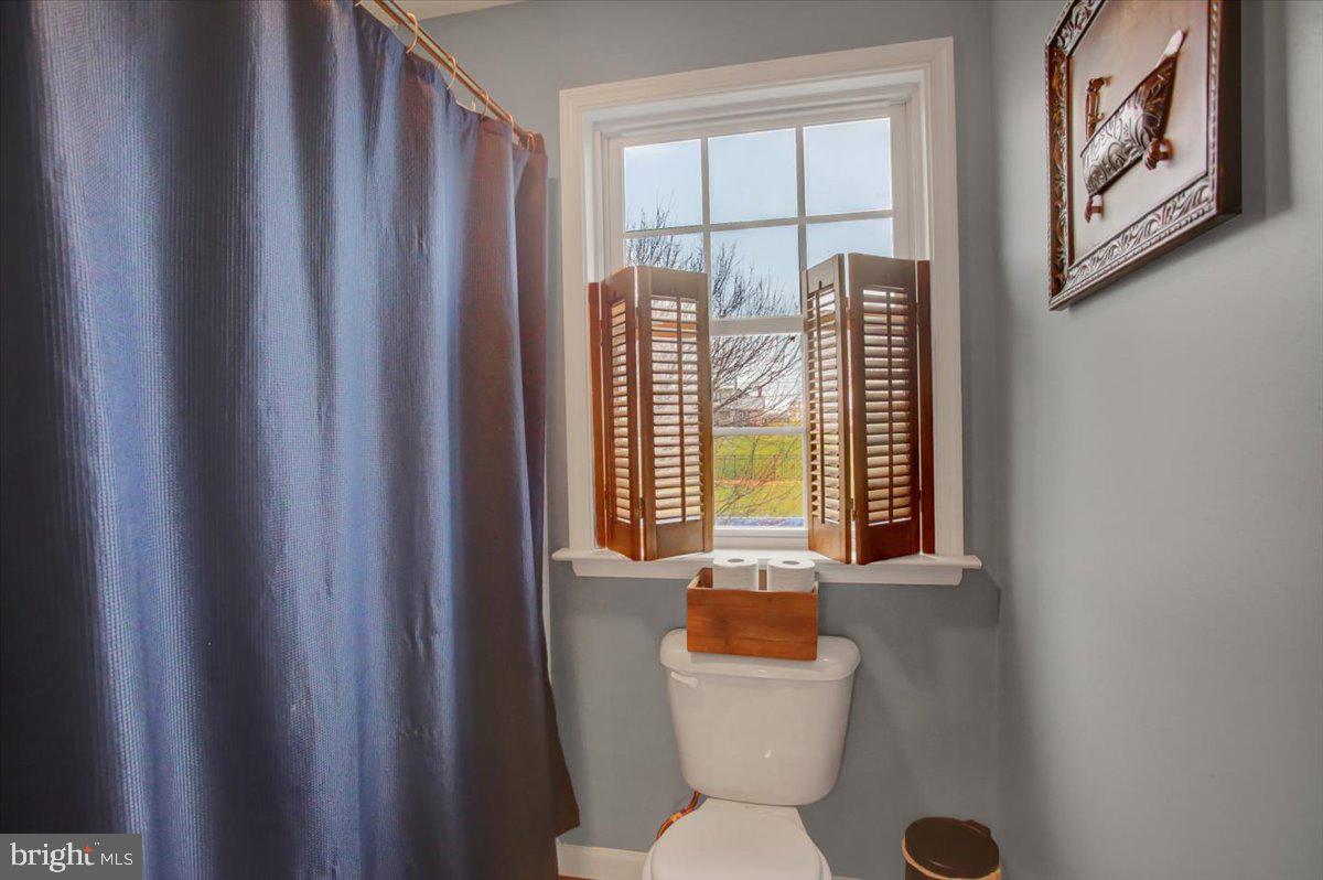 HAMPTON HILLS - Residential