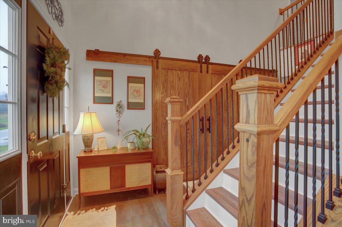 HAMPTON HILLS - Residential