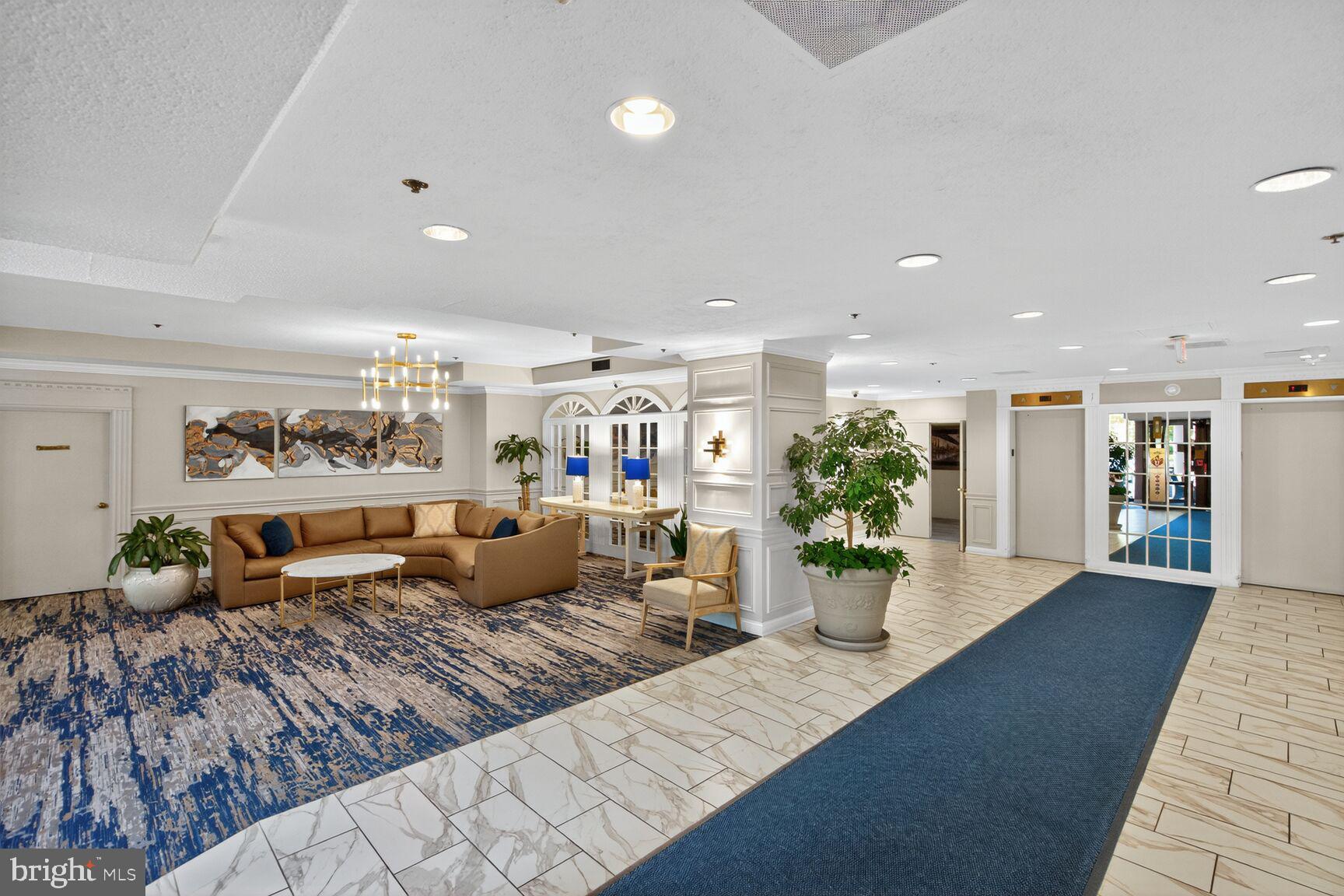 GREENS AT LEISURE WORLD - Residential