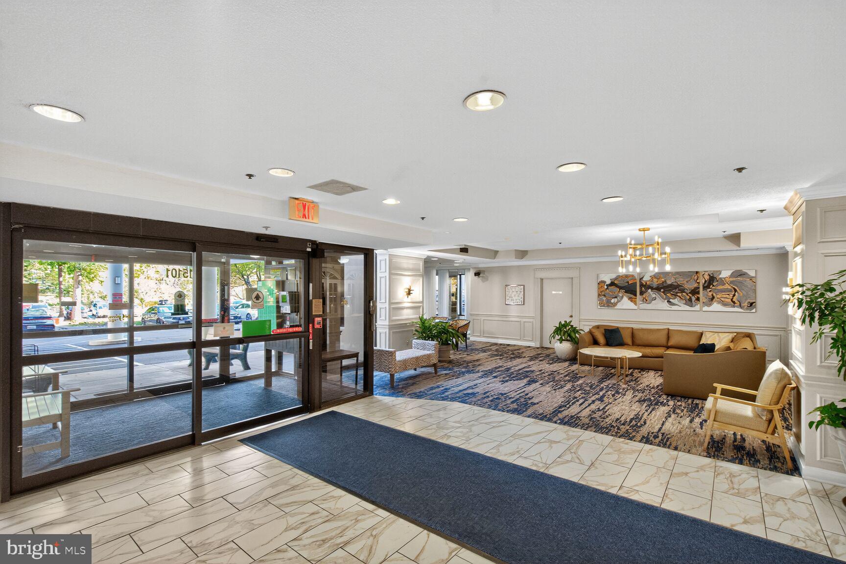 GREENS AT LEISURE WORLD - Residential