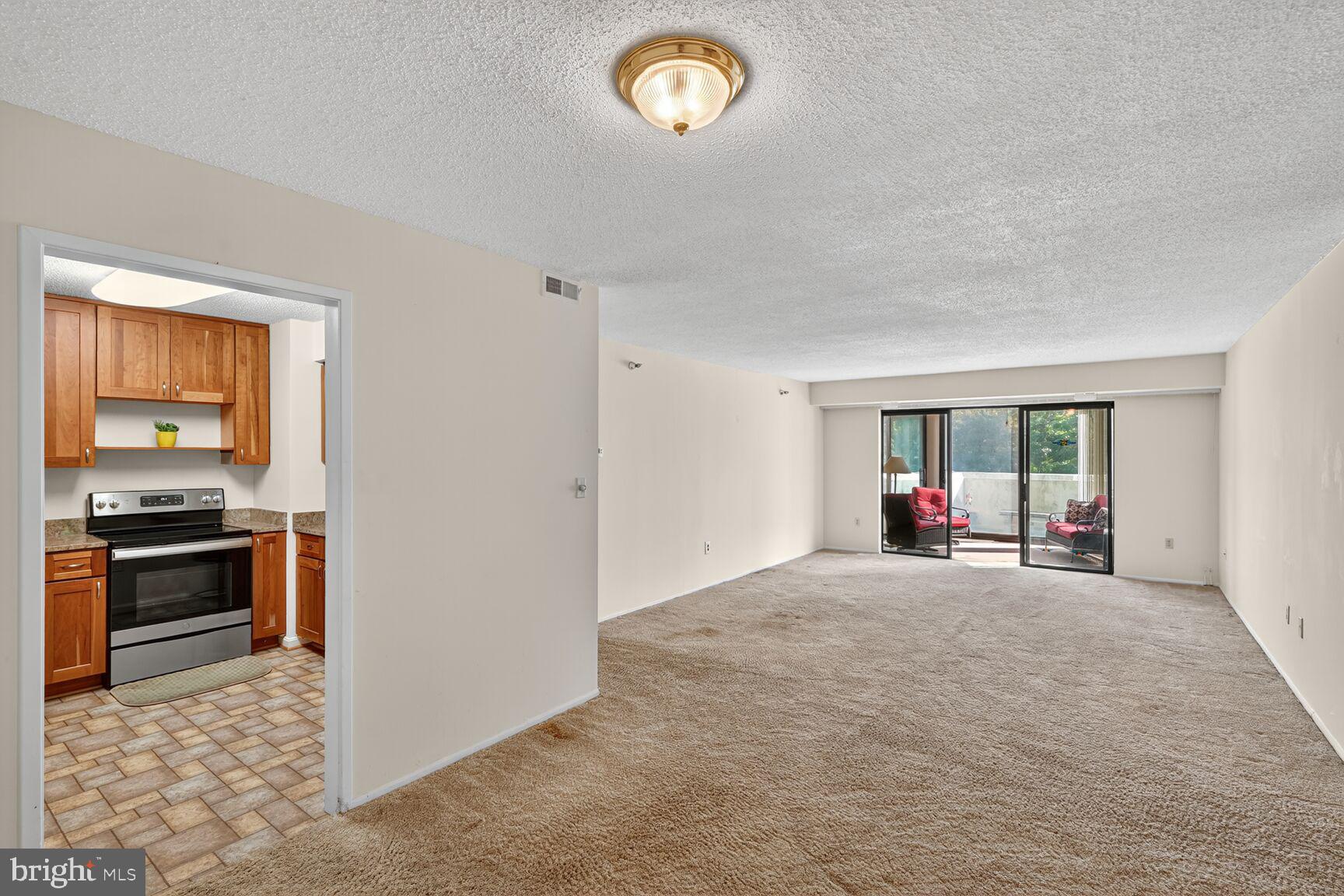 15101 INTERLACHEN DRIVE 1-123