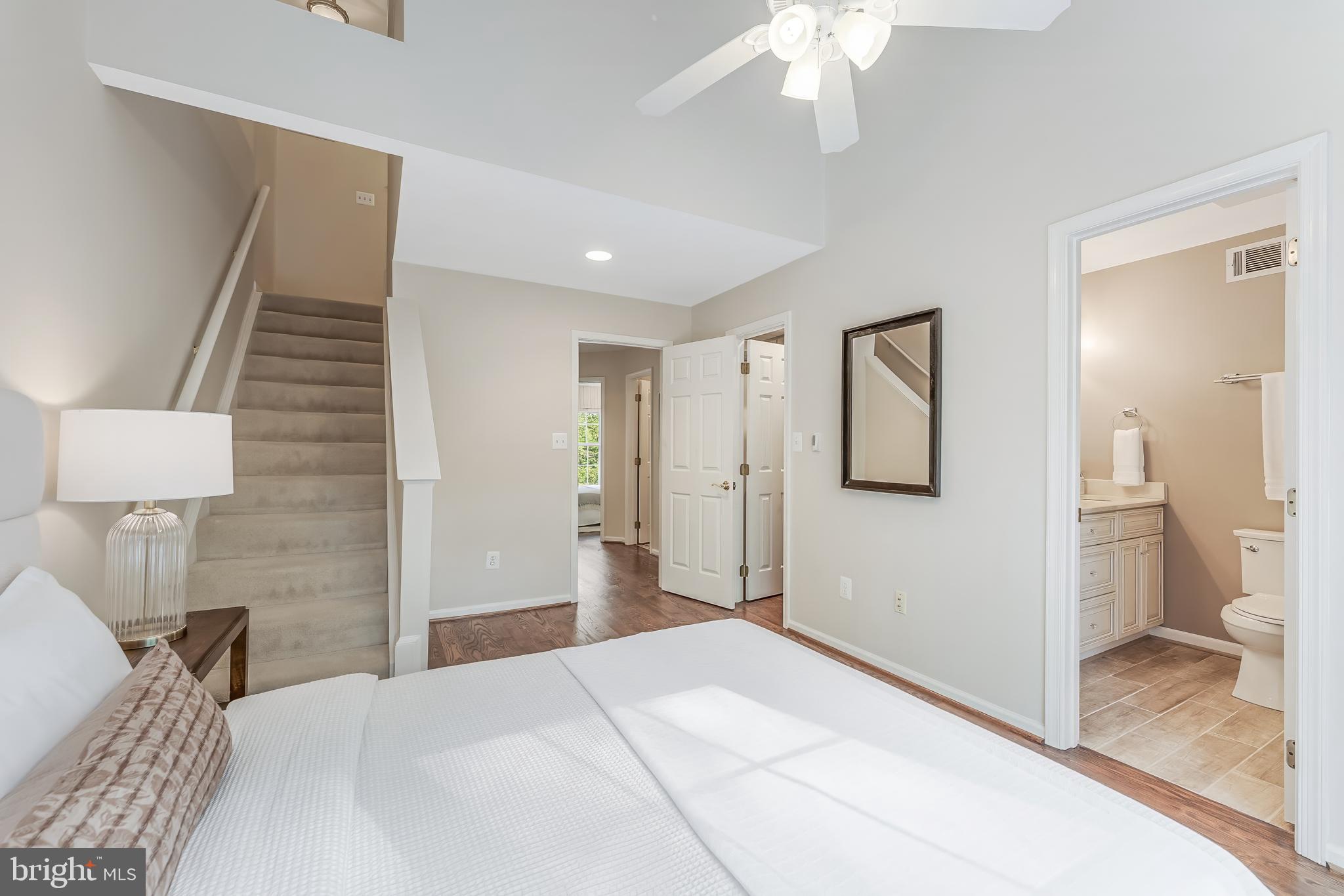 VINTAGE PLACE - Residential