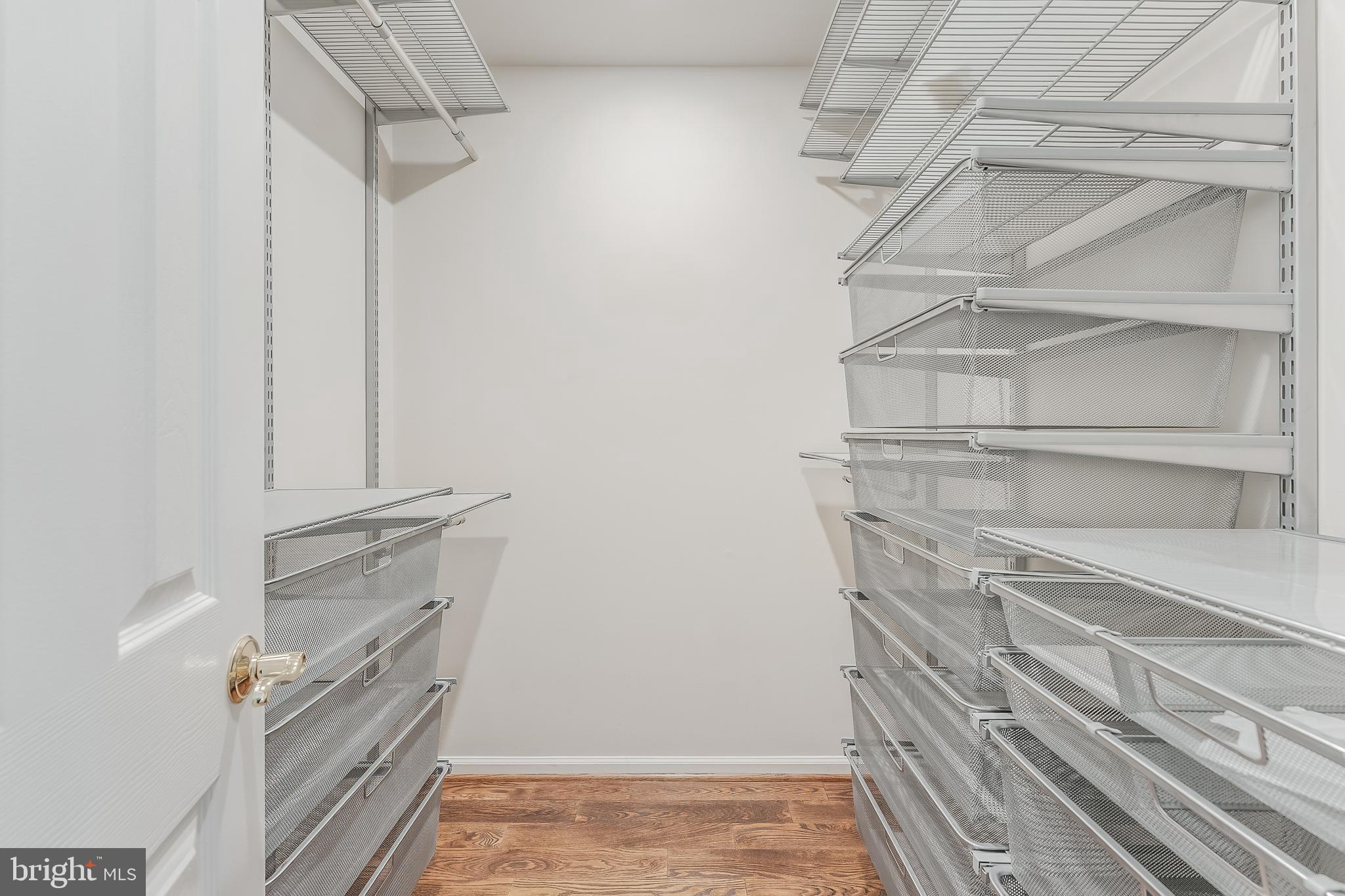 VINTAGE PLACE - Residential