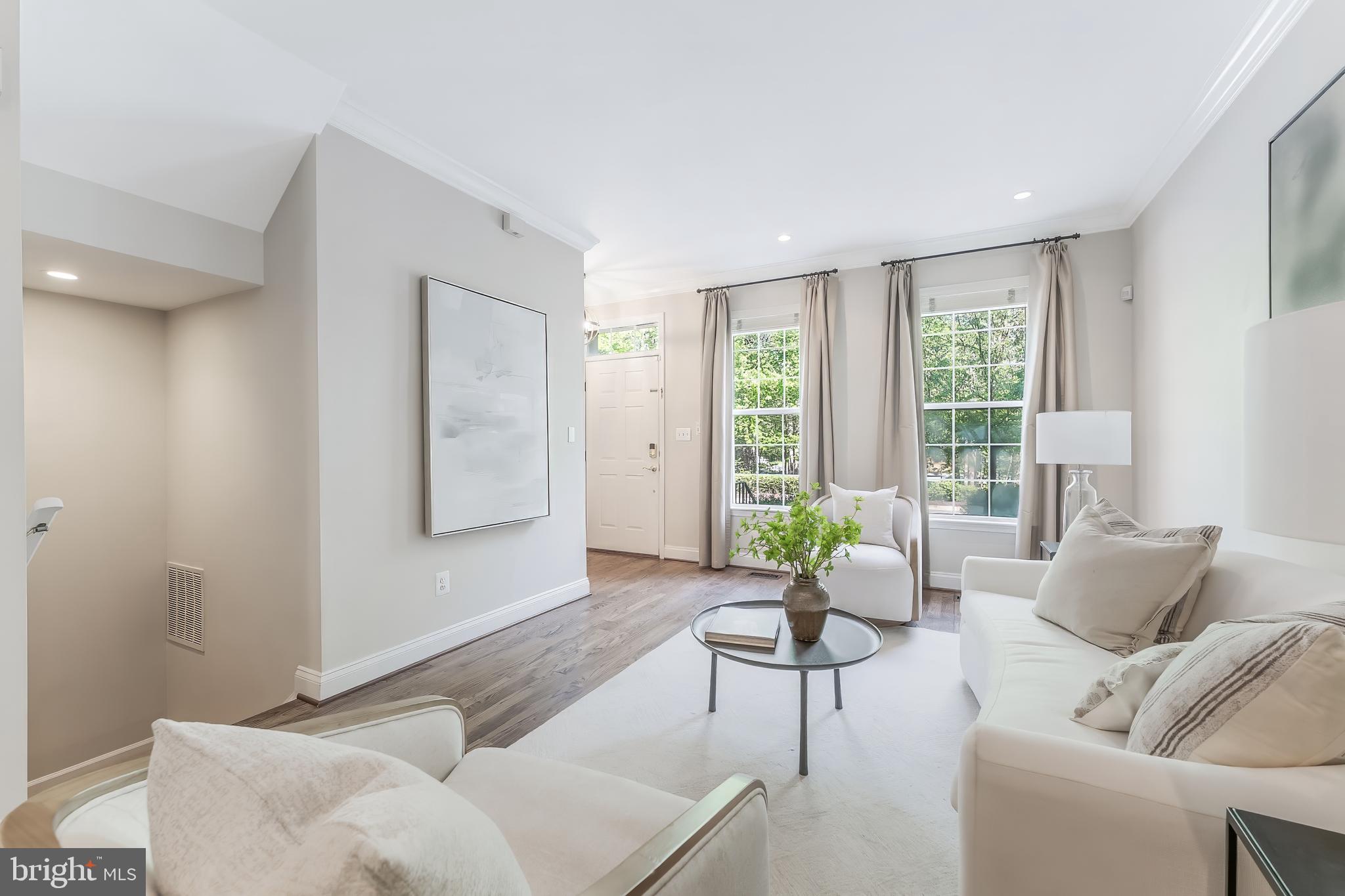 VINTAGE PLACE - Residential